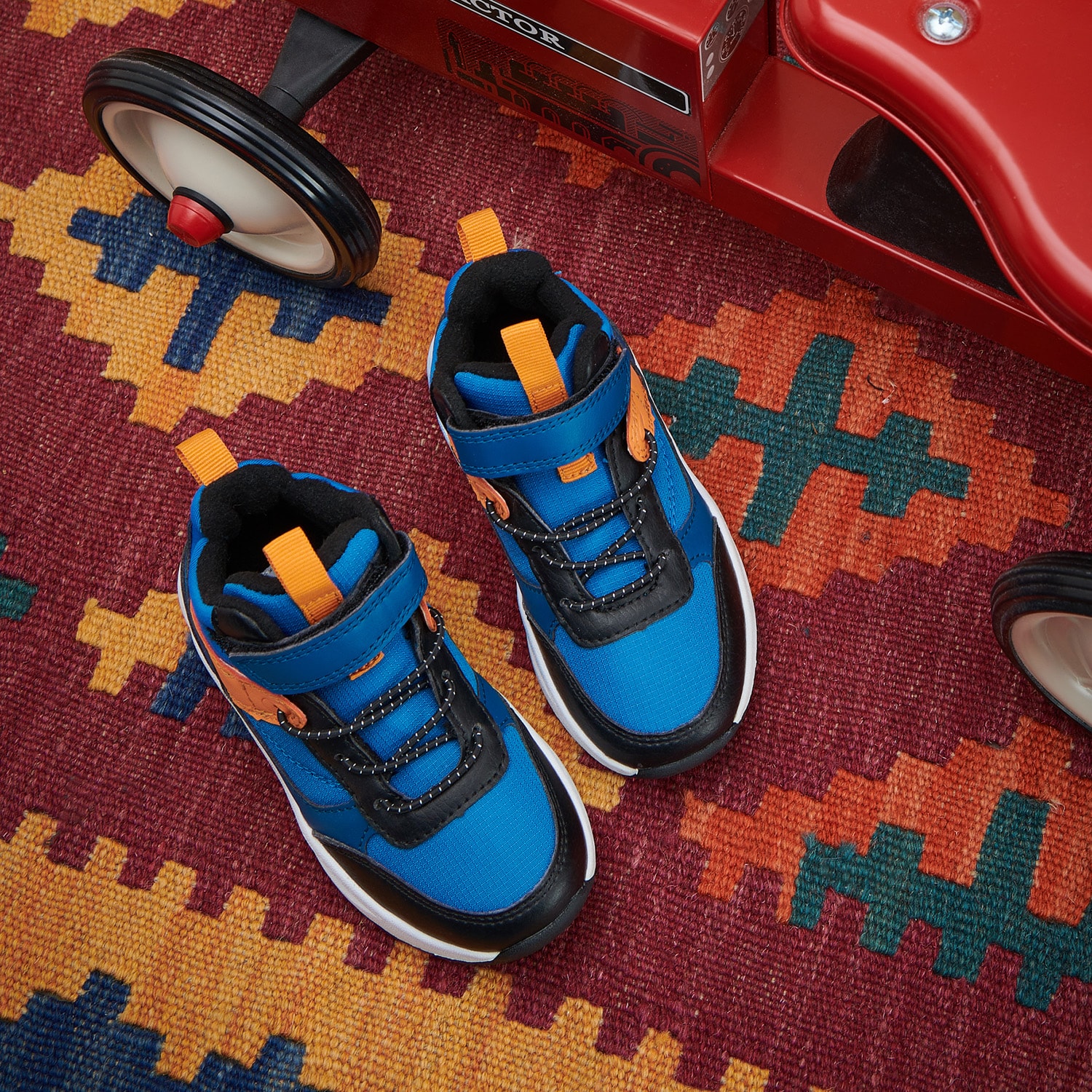 Reserved – Pantofi Sneakers peste gleznă – Bleumarin baby imagine noua 2022