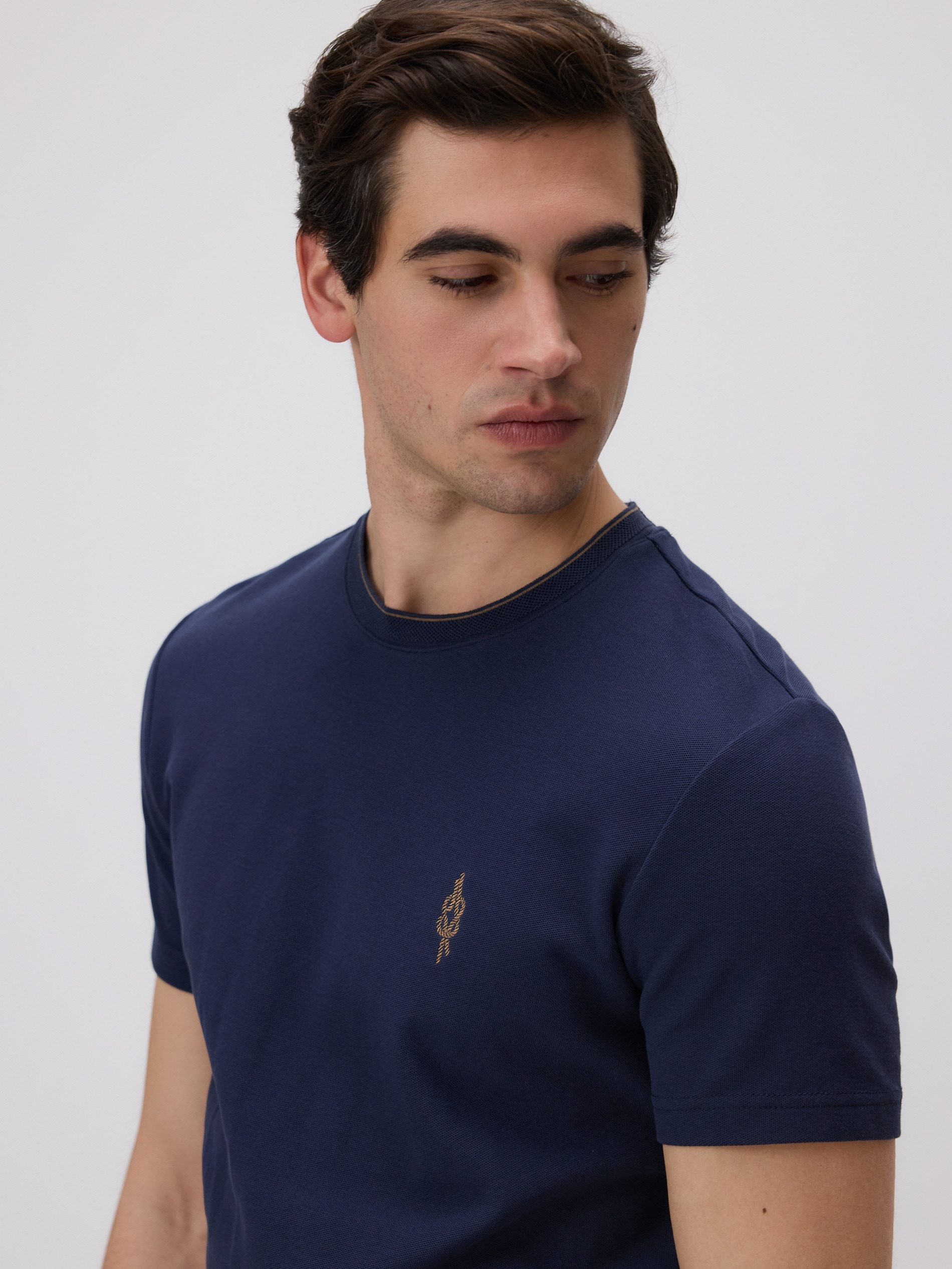 Reserved - Βαμβακερή μπλούζα slim fit φωτογραφία