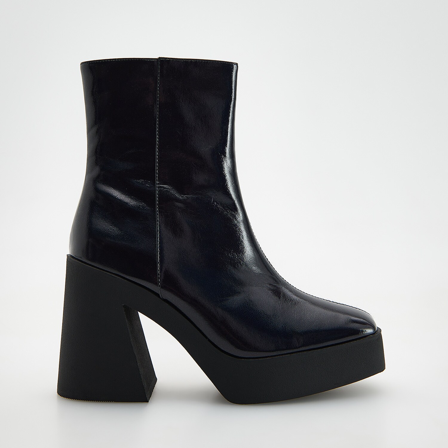 Reserved – Ladies` ankle boots – Negru Accessories imagine noua gjx.ro