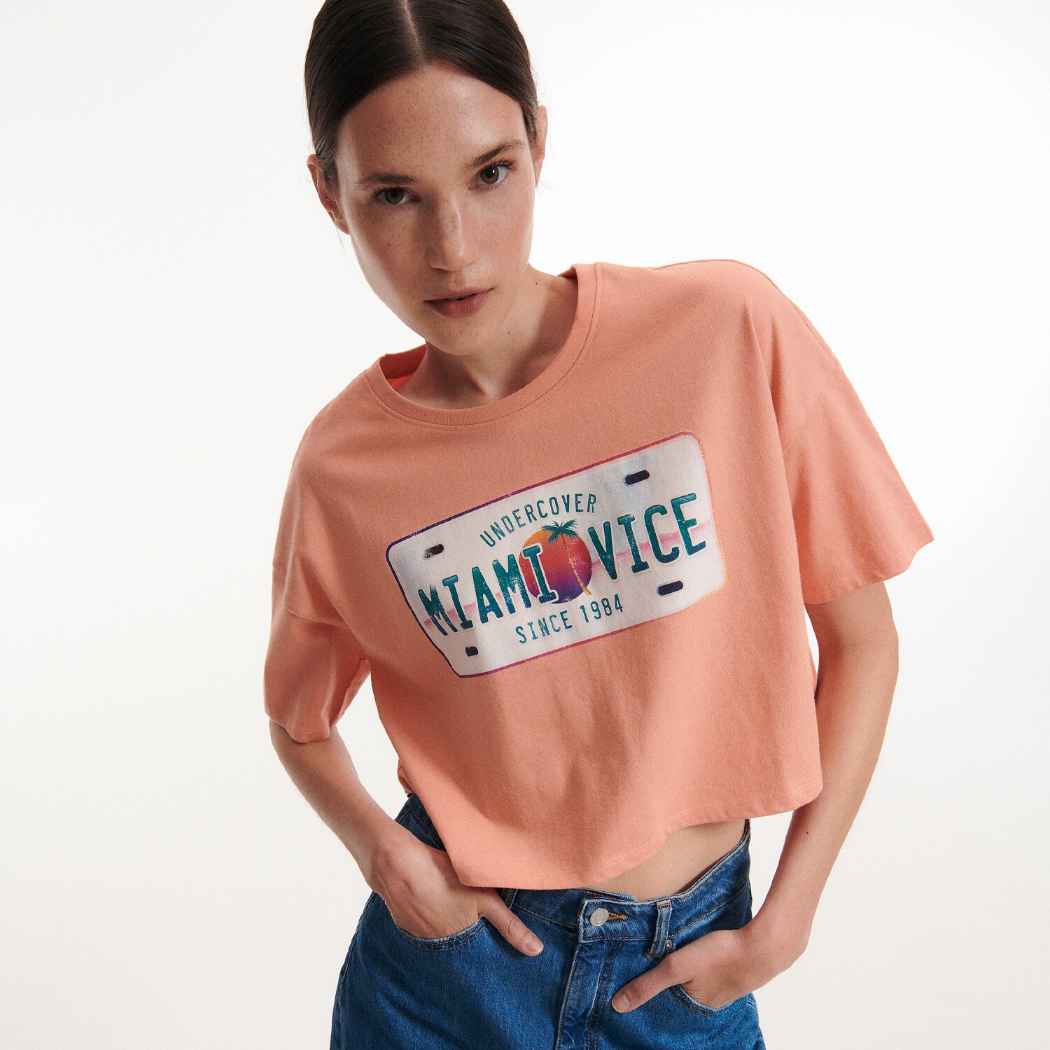Reserved – Tricou Miami Vice – Oranj clothes imagine noua 2022