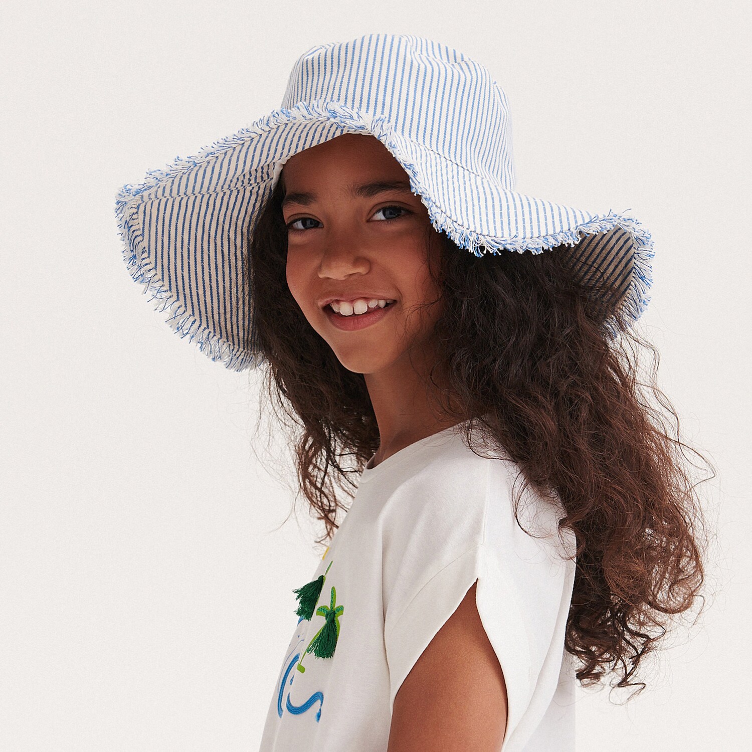 Levně Reserved - Bavlněný klobouk bucket hat - Modrá