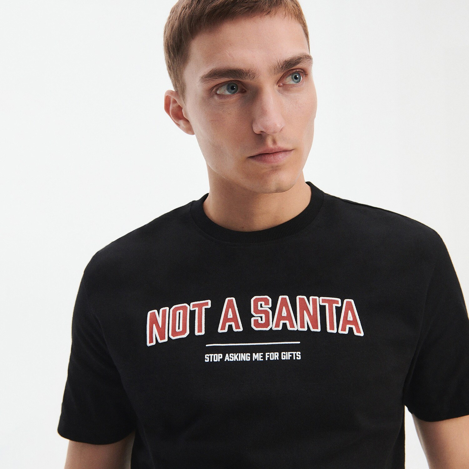 Reserved – Men`s t-shirt – Negru clothes imagine noua 2022