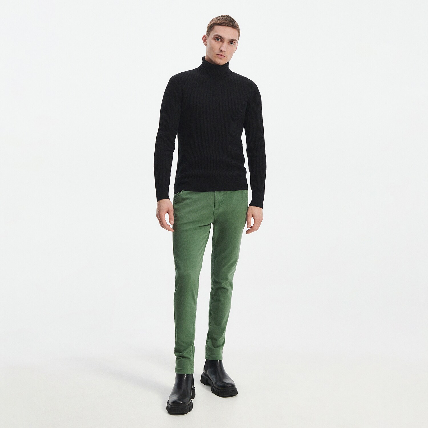 Reserved – Pantaloni super slim fit – Verde clothes imagine noua 2022