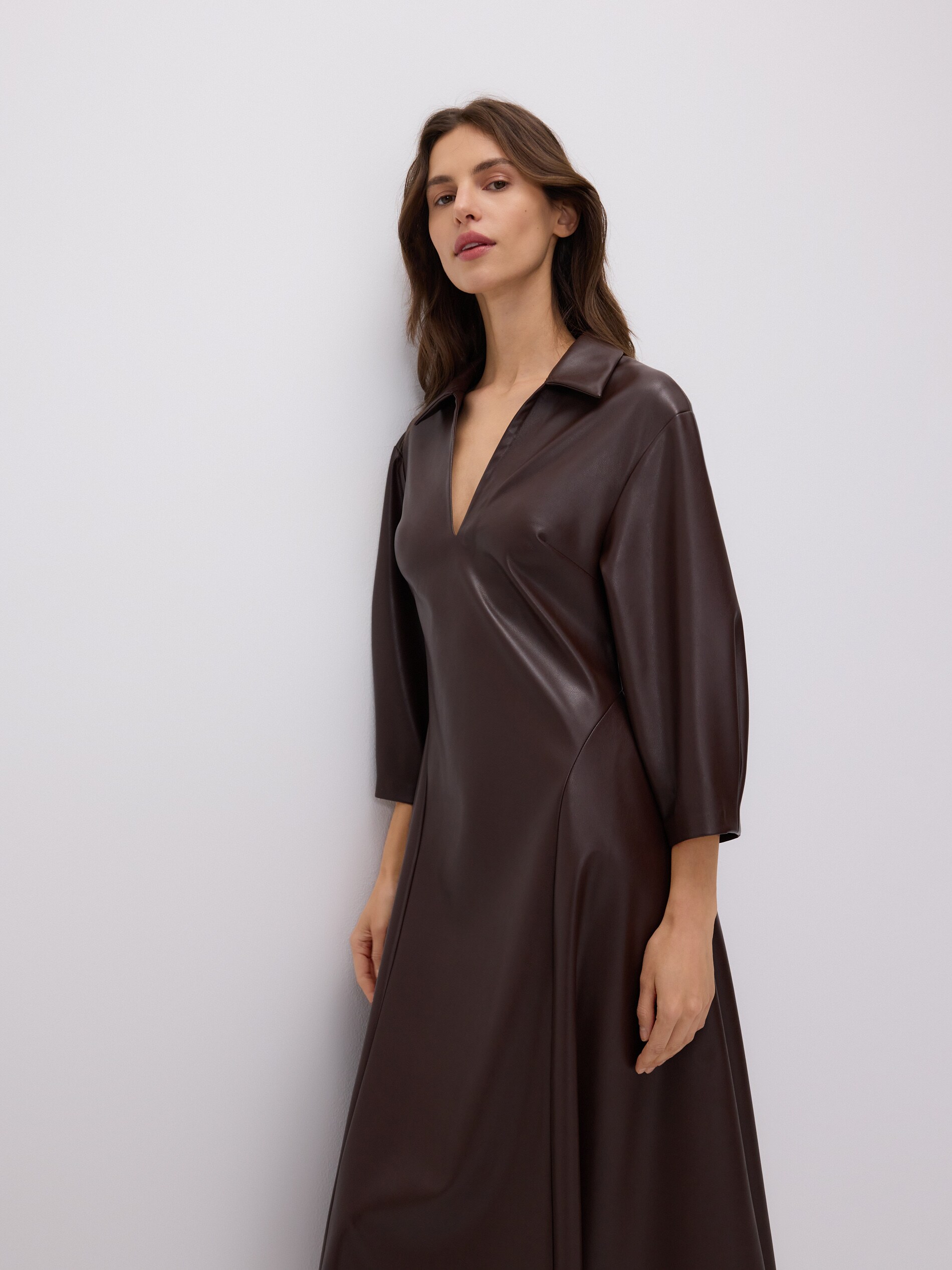 Reserved - Φόρεμα από δερματίνη φωτογραφία