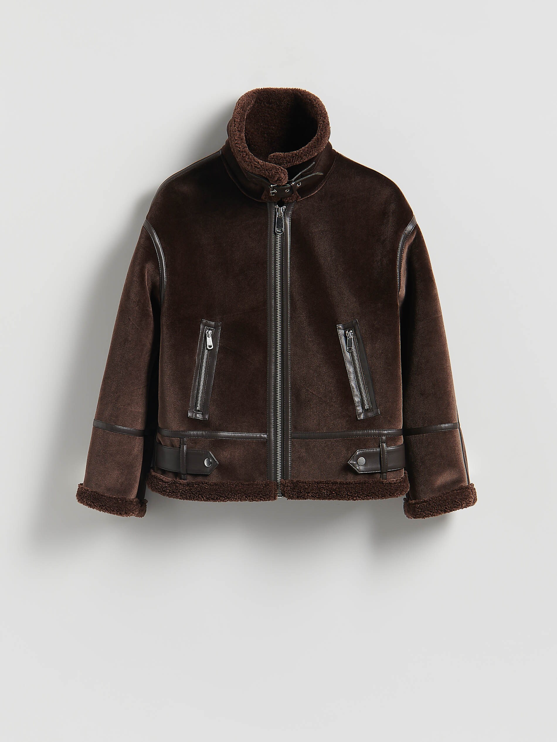 Reserved - Τζάκετ από συνθετική γούνα προβάτου φωτογραφία