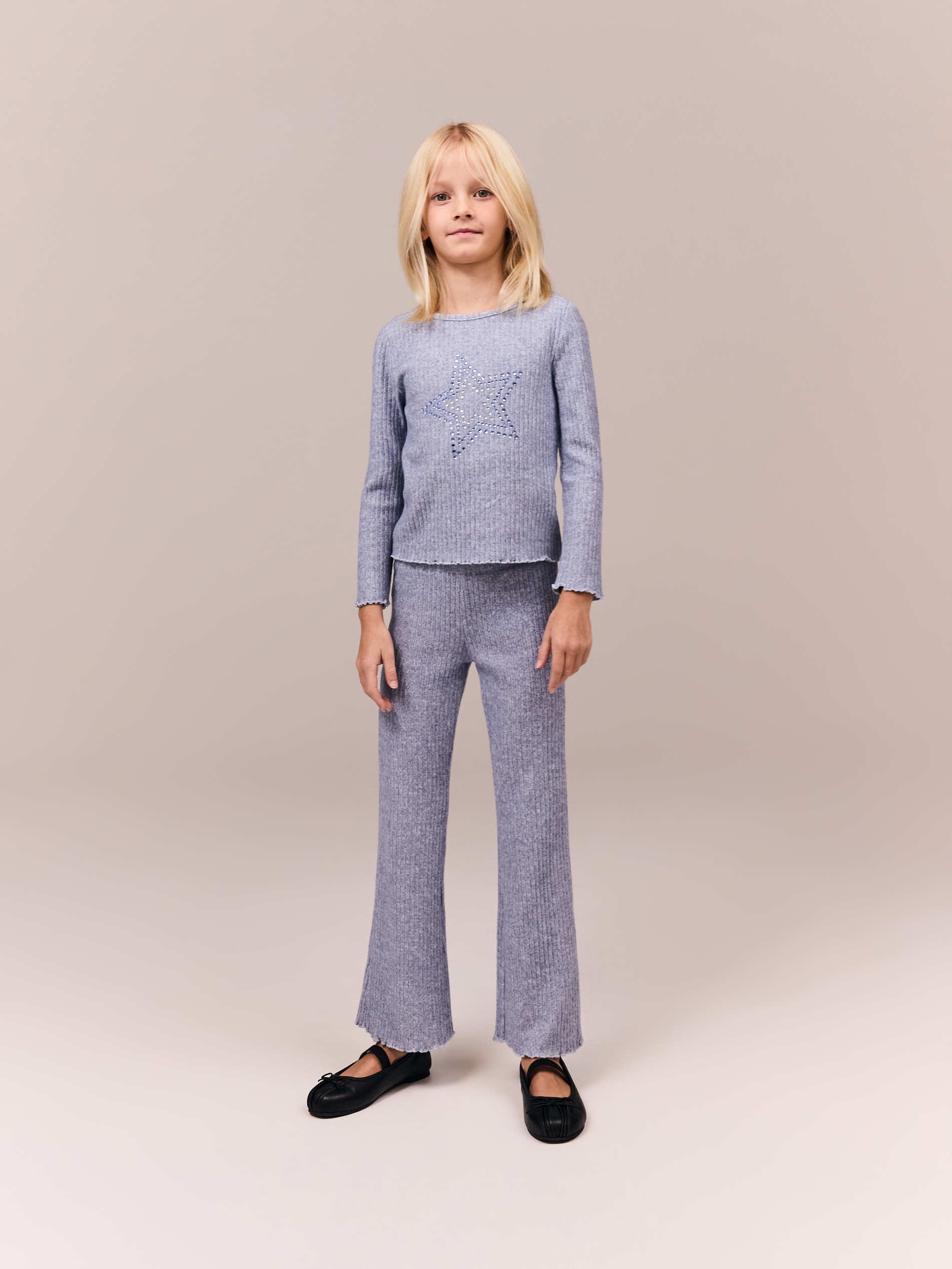 Reserved - GIRLS` TROUSERS φωτογραφία