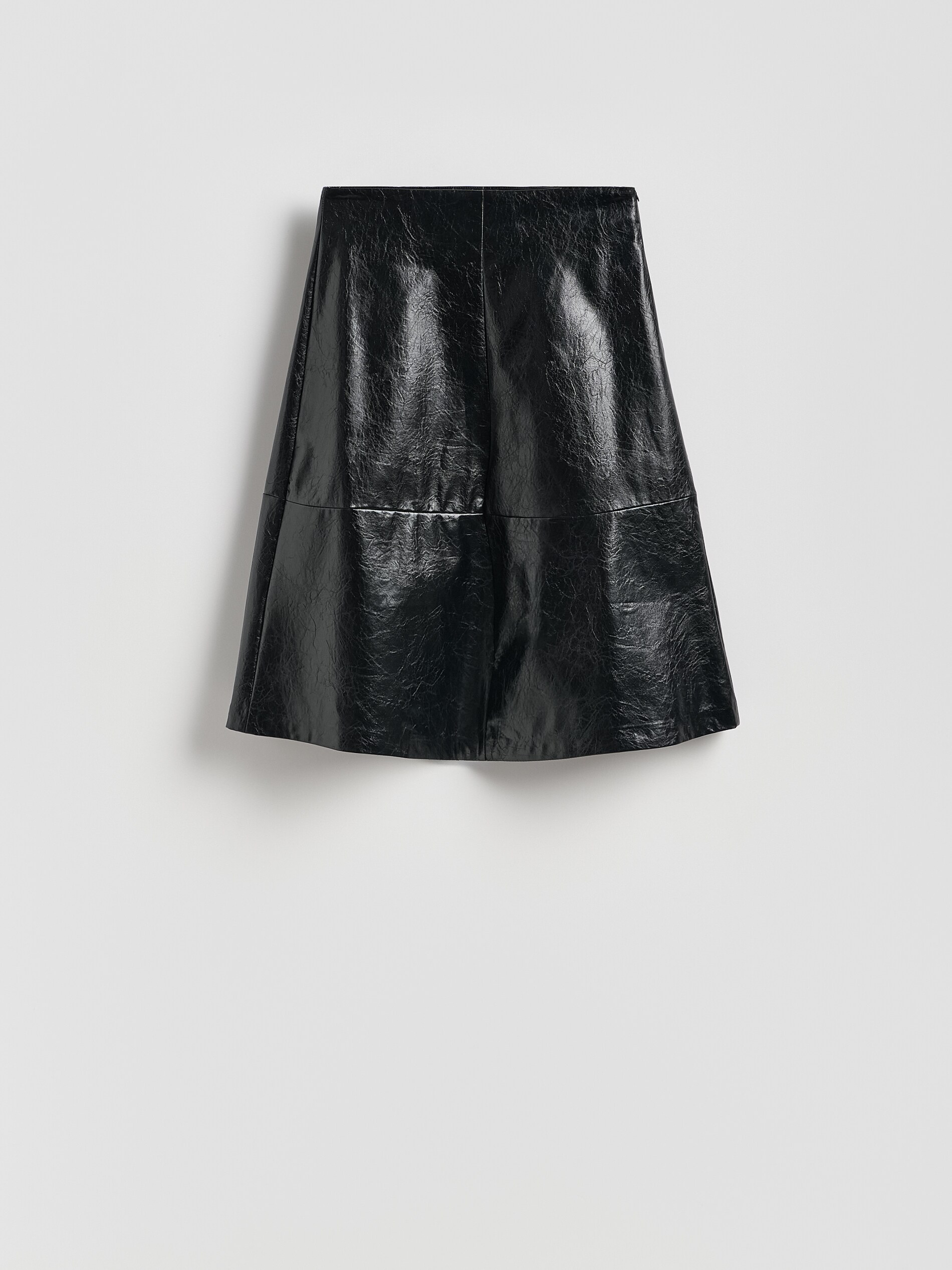 Reserved - Φούστα από δερματίνη φωτογραφία