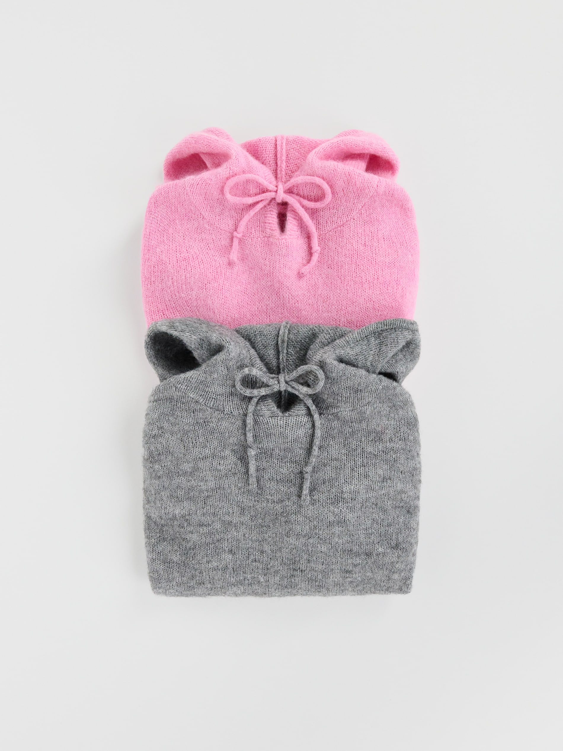 Reserved - LADIES` SWEATER φωτογραφία