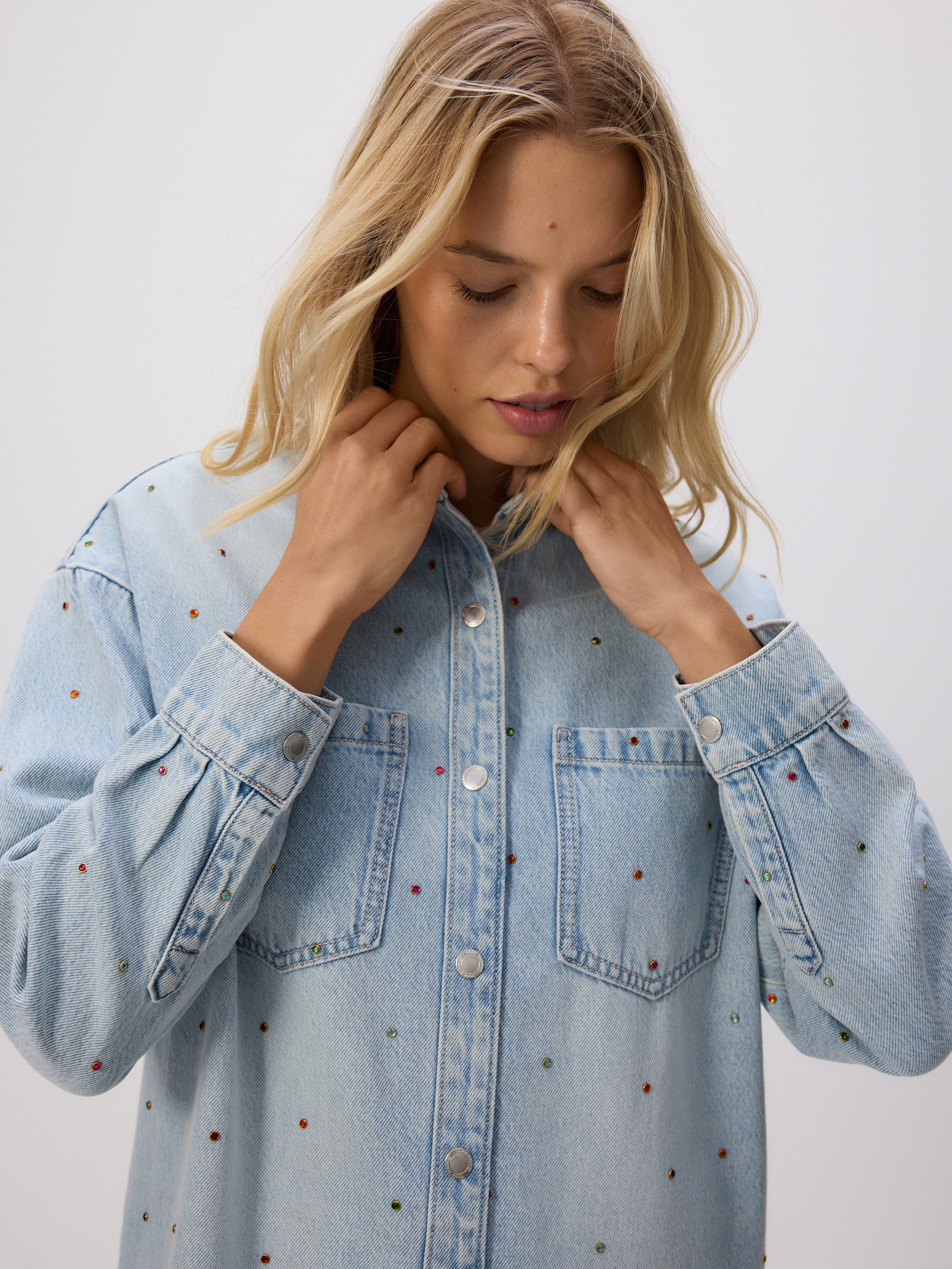 Reserved - Vestito jeans con applicazioni - blu
