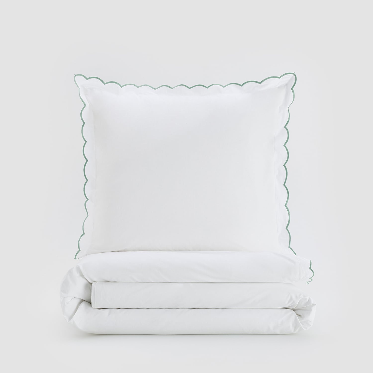 E-shop Reserved - Bavlnená posteľná súprava s volánovým lemovaním - Zelená