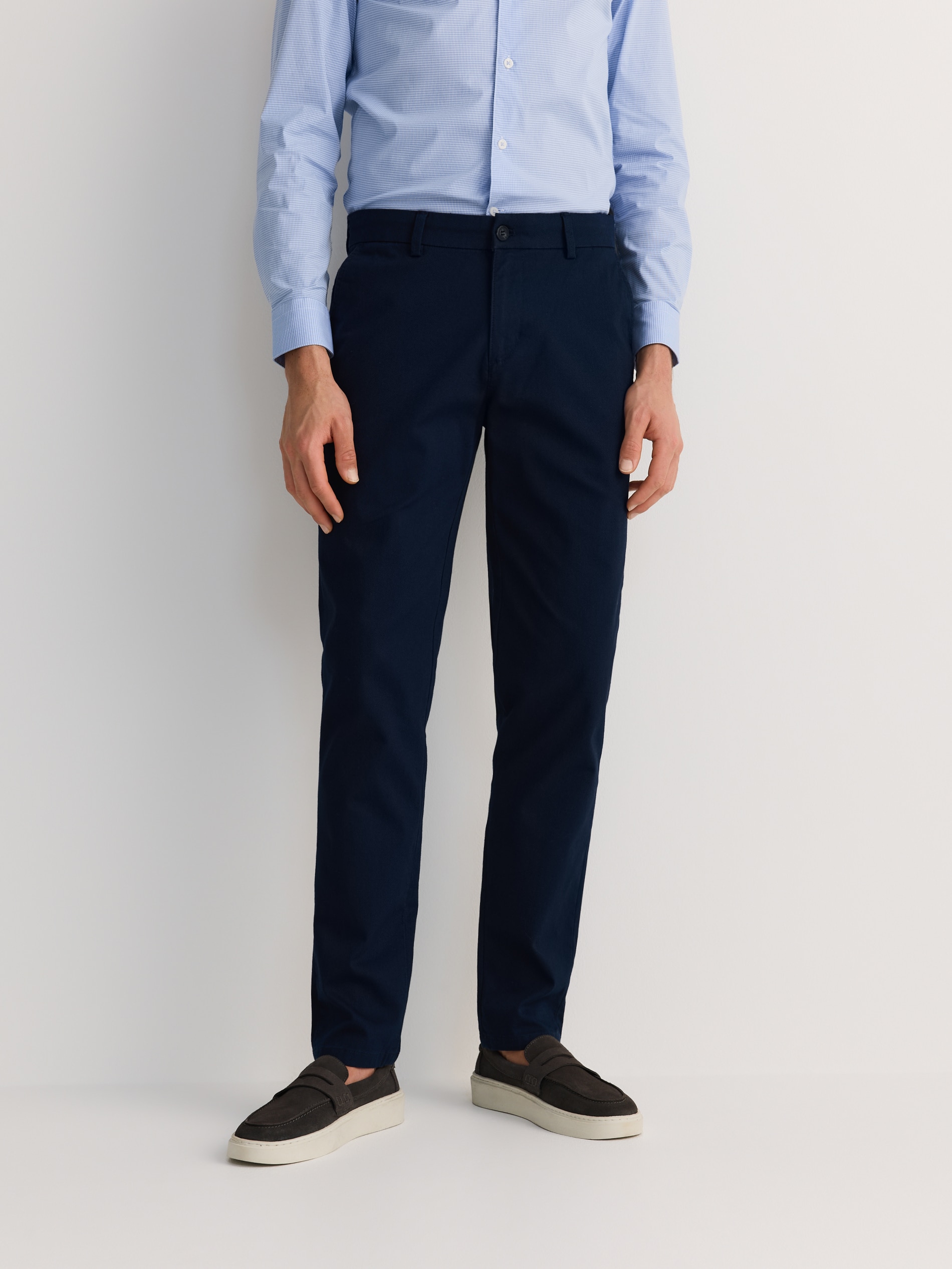 Reserved - Παντελόνι chino slim από βαμβακερό ύφασμα φωτογραφία
