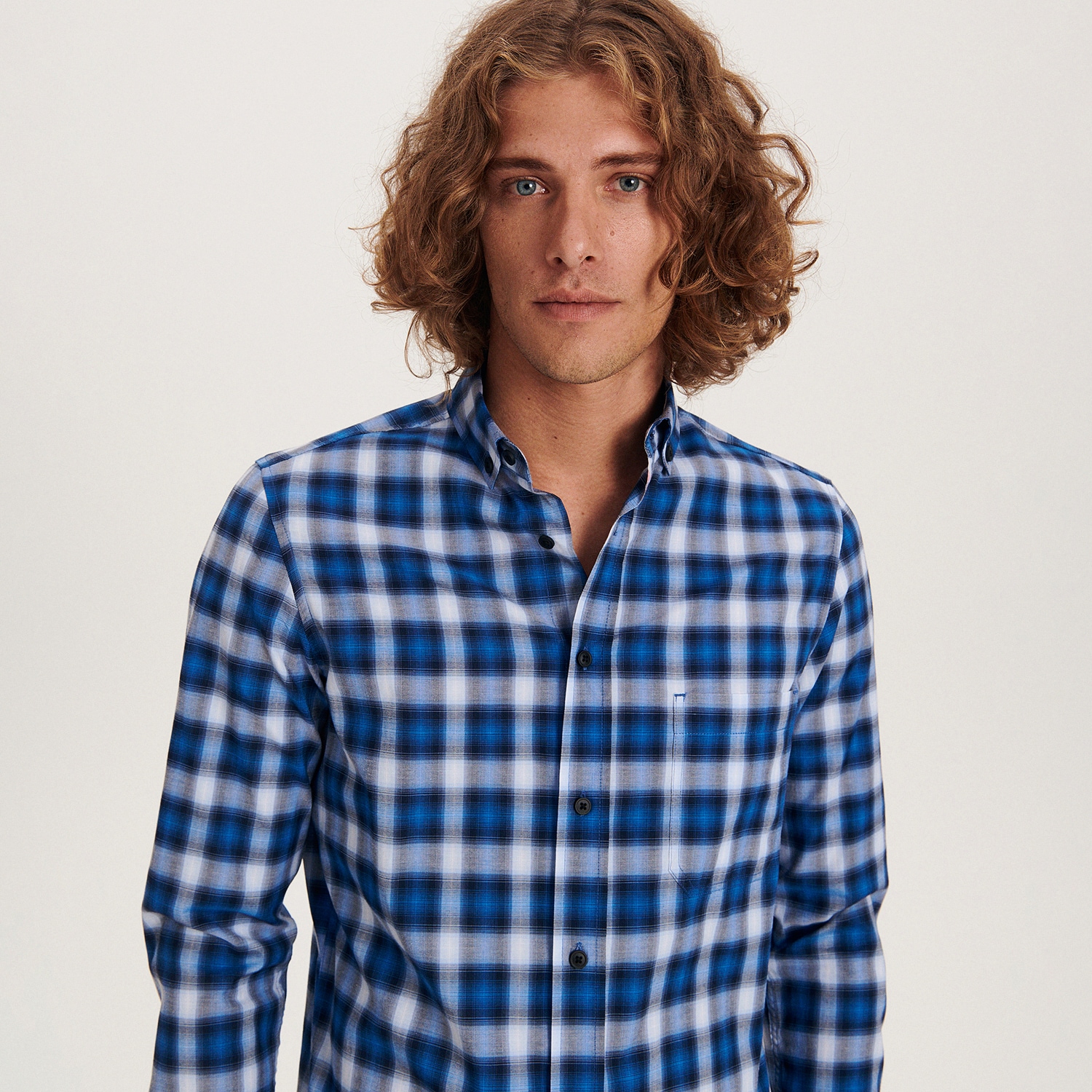 E-shop Reserved - Károvaná košeľa regular fit - Modrá