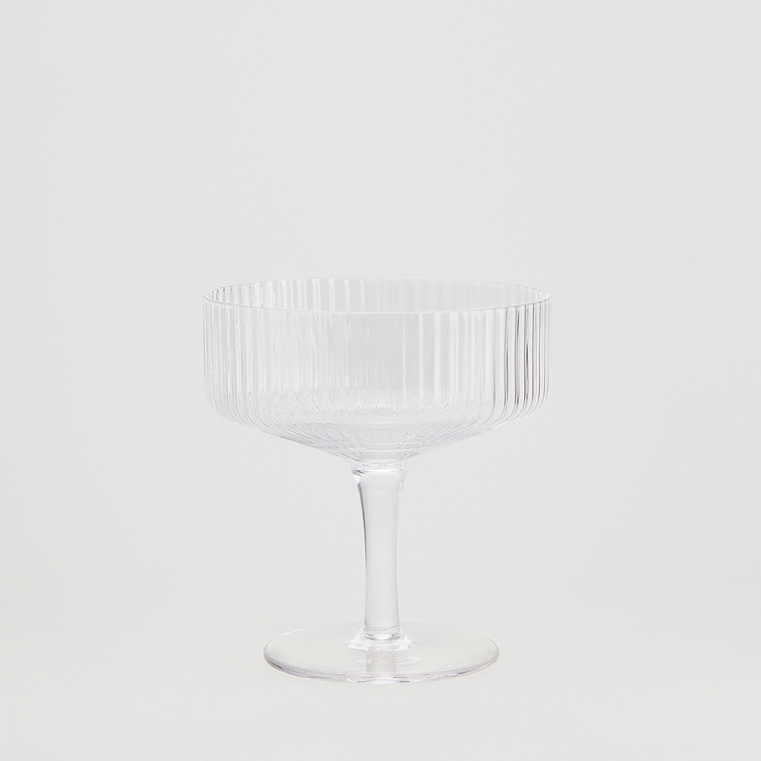E-shop Reserved - Vrúbkovaný pohár na šampanské - Biela