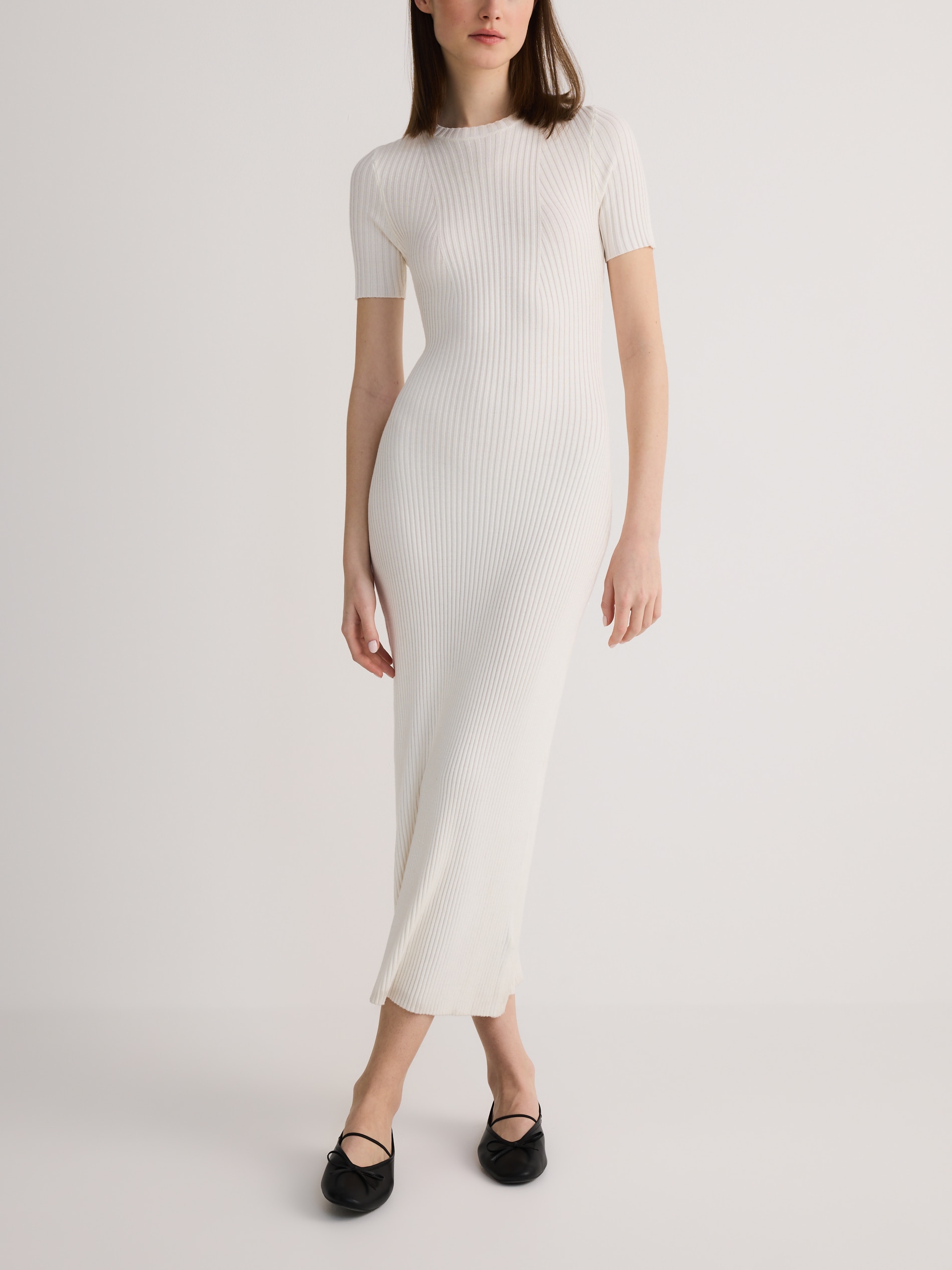 Reserved - LADIES` DRESS φωτογραφία