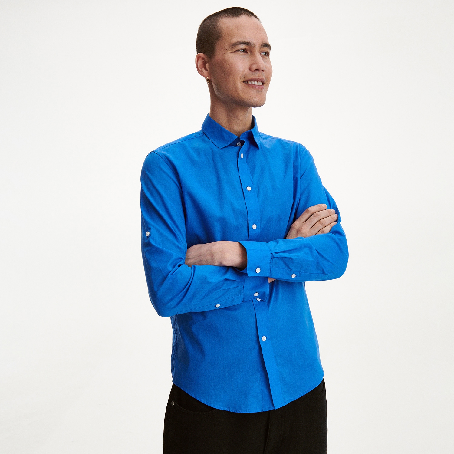 E-shop Reserved - Bavlnené tričko regular fit - Modrá
