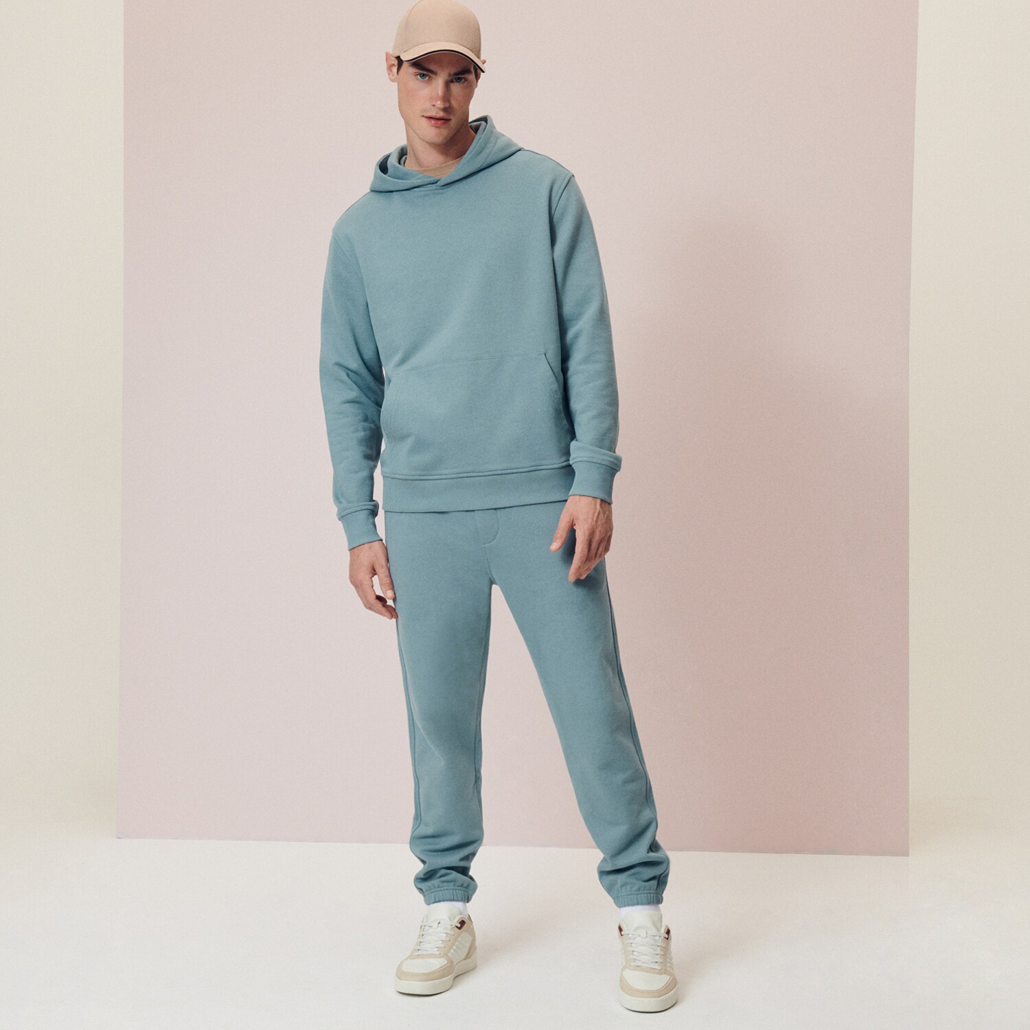 Reserved – Pantaloni sport PREMIUM din bumbac organic – Albastru Albastru imagine noua 2022