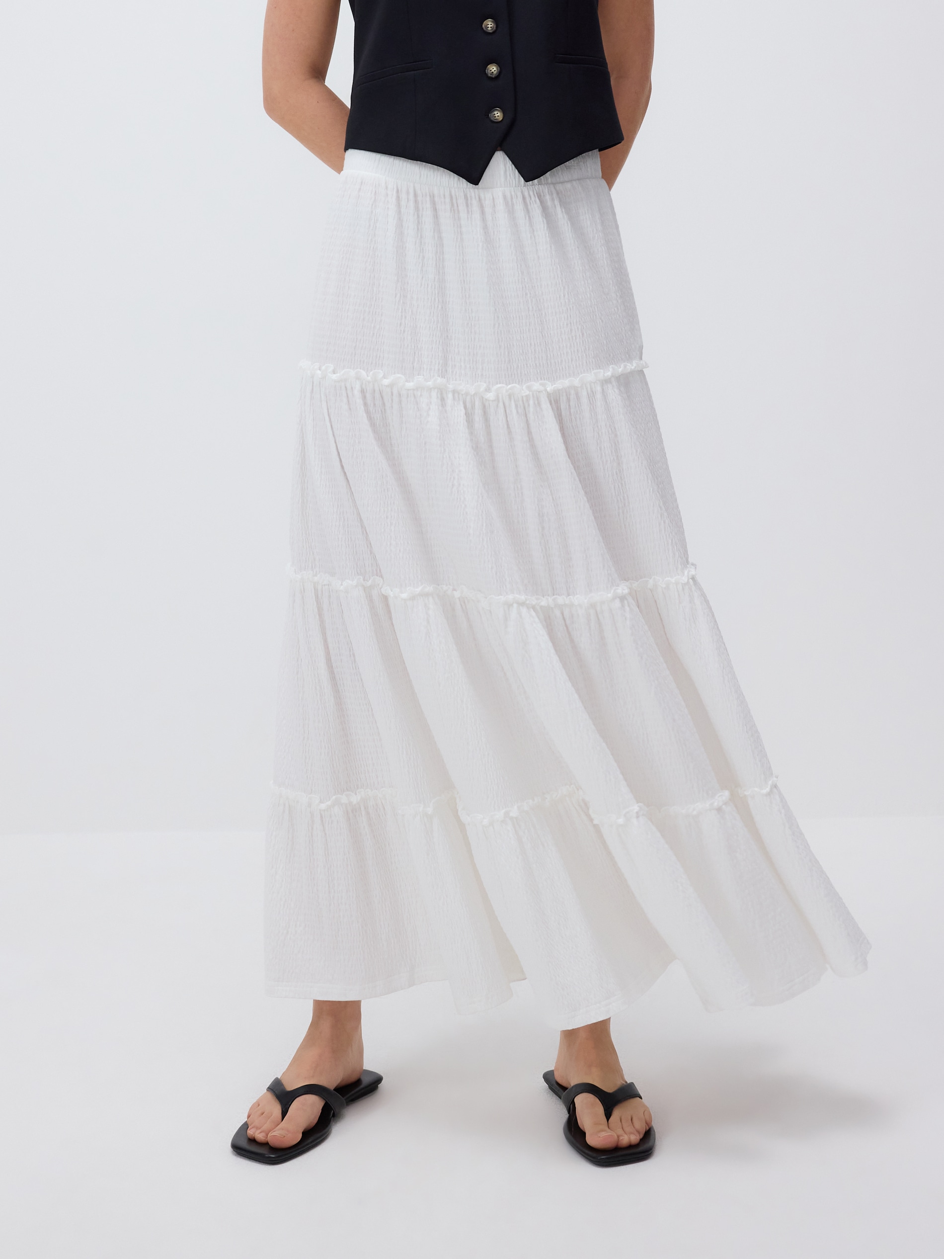Reserved - LADIES` SKIRT φωτογραφία