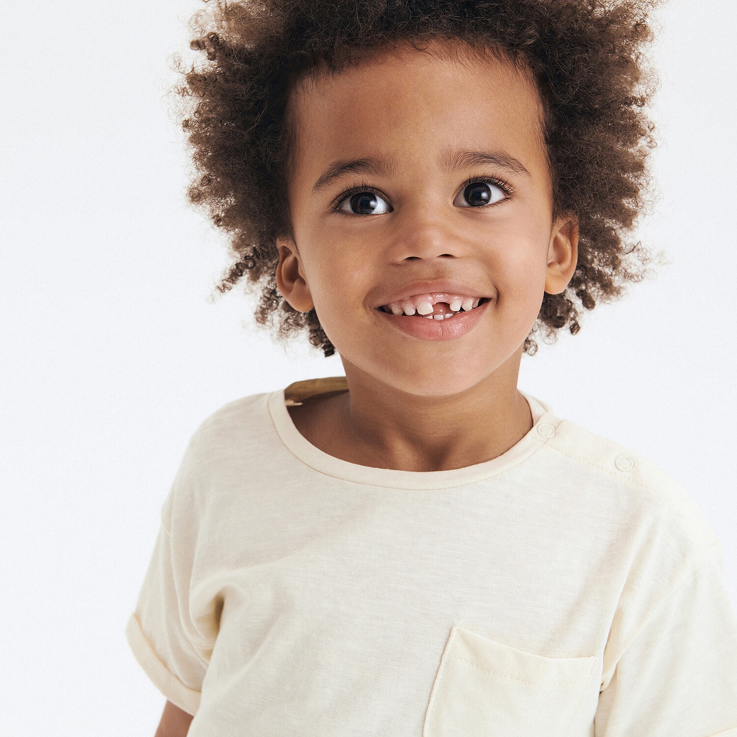 Reserved – Tricou cu buzunar – Ivory baby imagine noua 2022