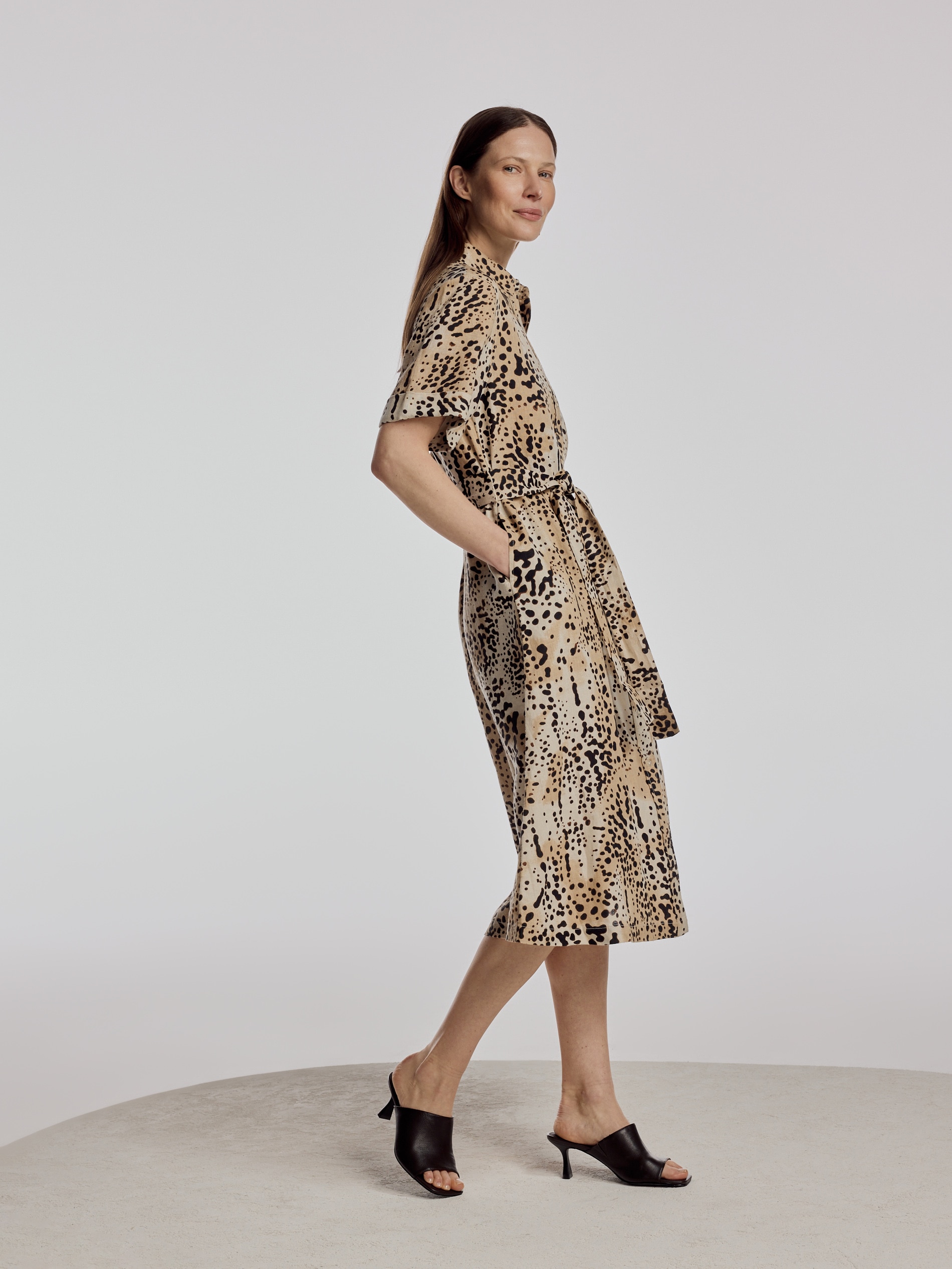 Reserved - LADIES` DRESS φωτογραφία