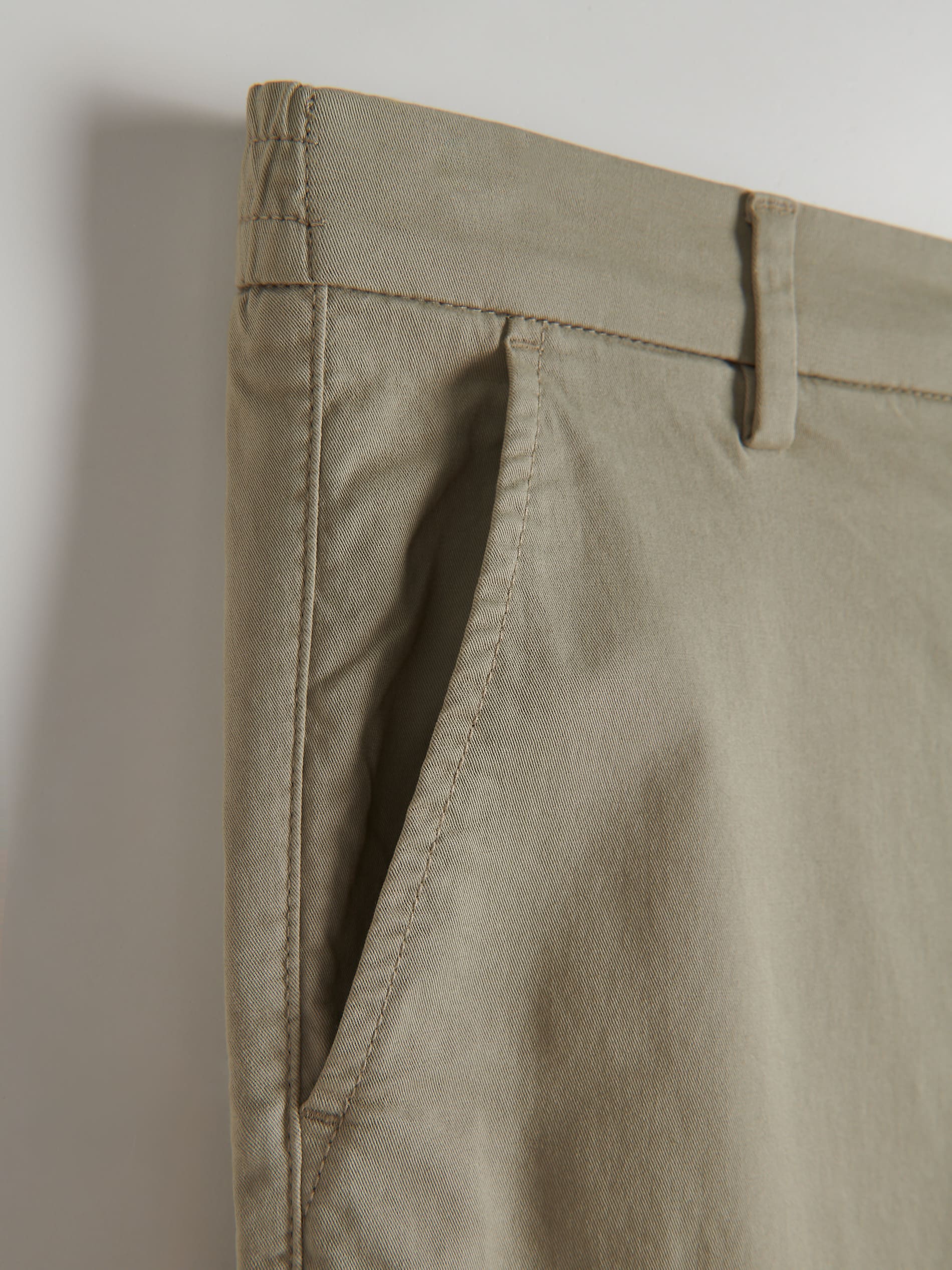 Reserved - Pantaloni carrot fit - beige