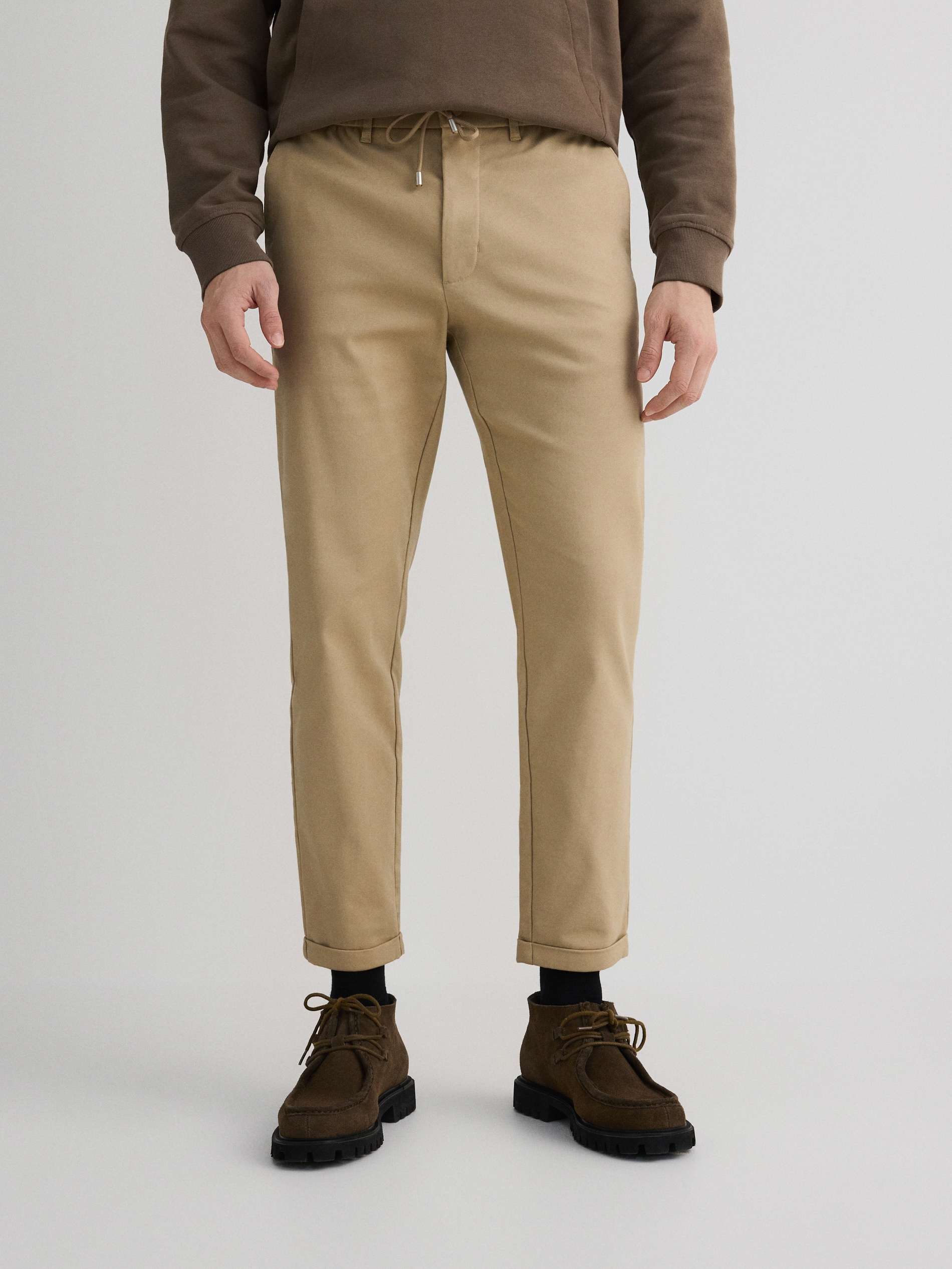 Reserved - Pantaloni carrot fit - beige