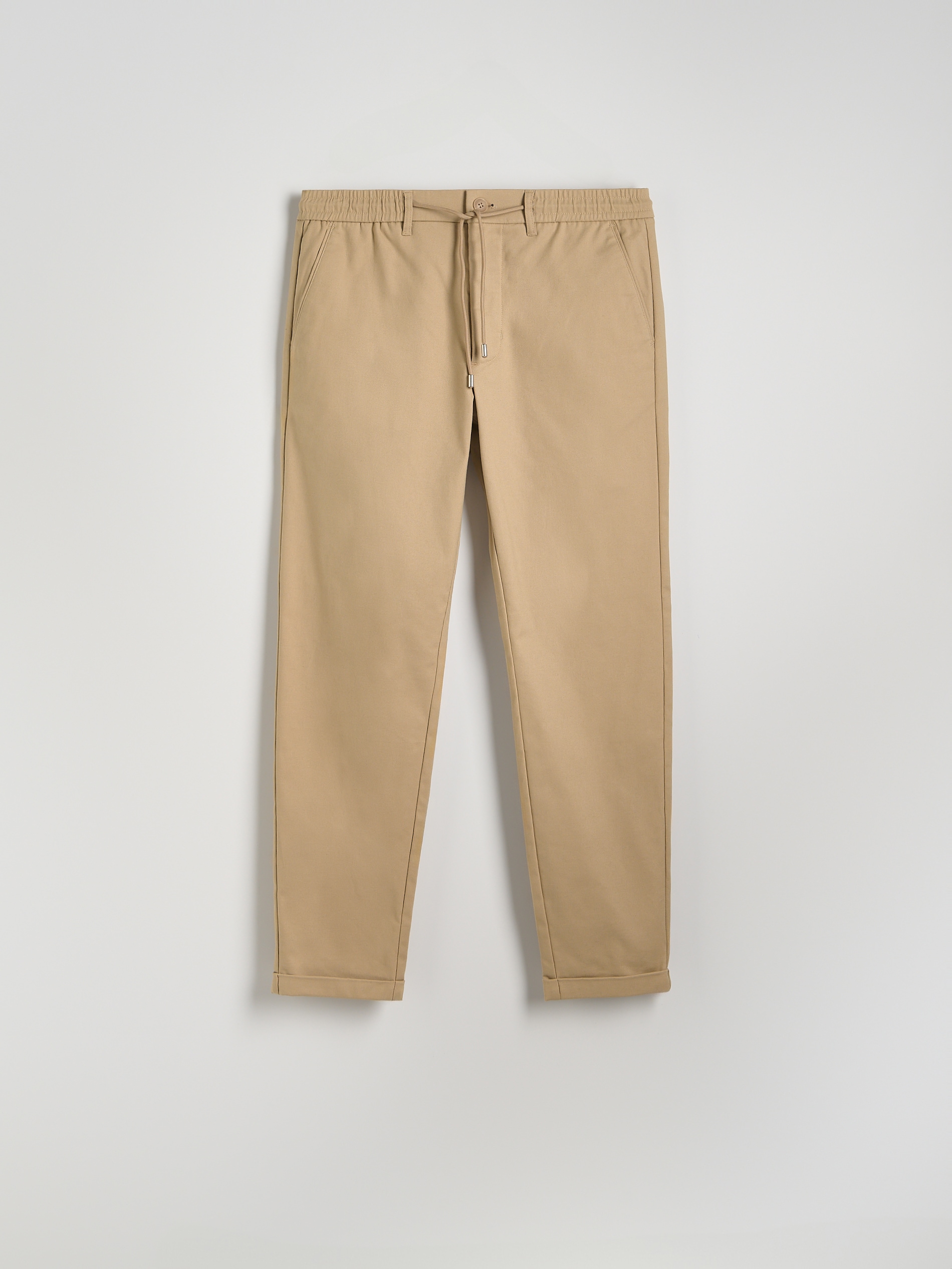 Reserved - Pantaloni carrot fit - beige