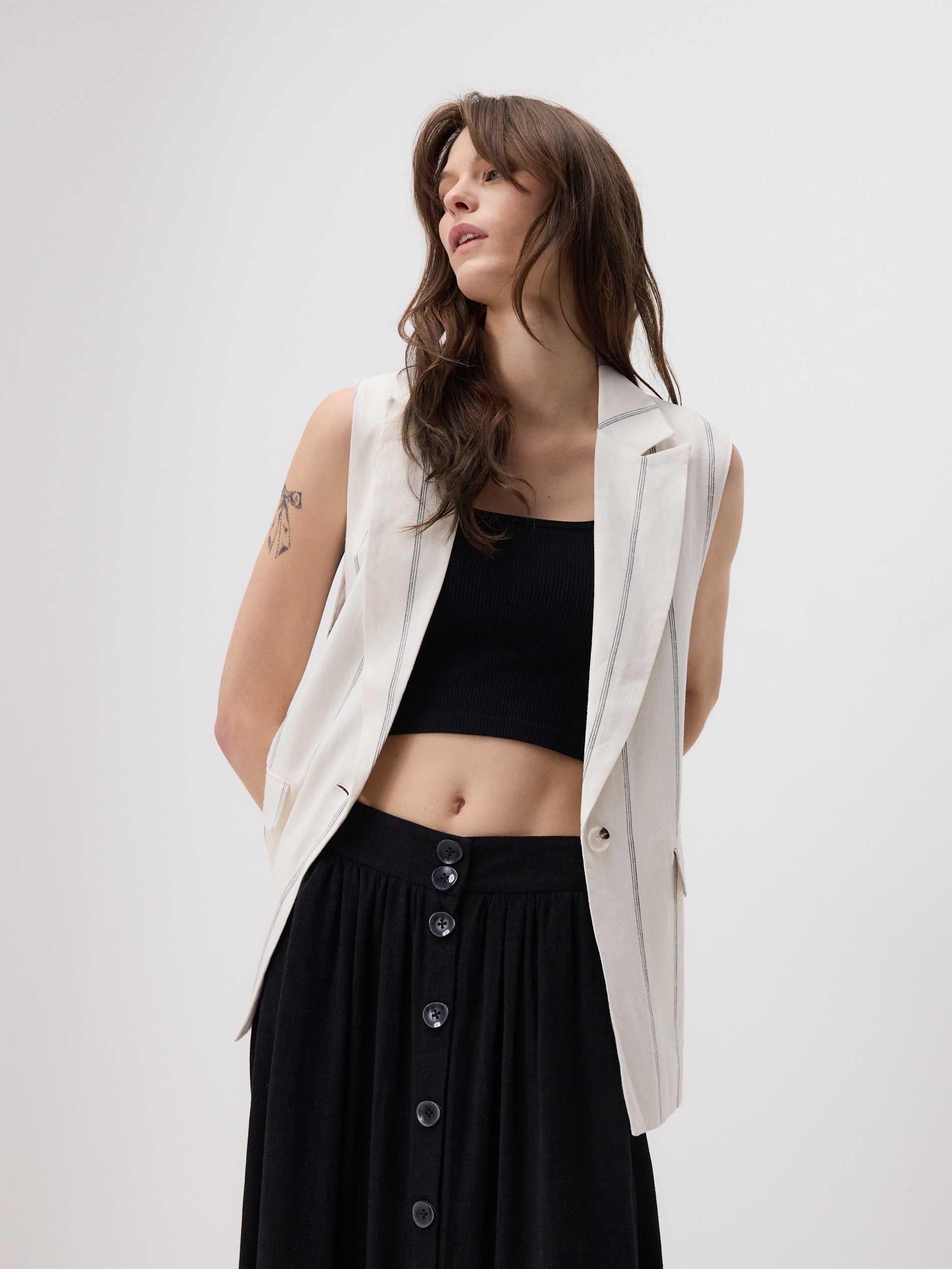 Reserved - LADIES` SKIRT φωτογραφία