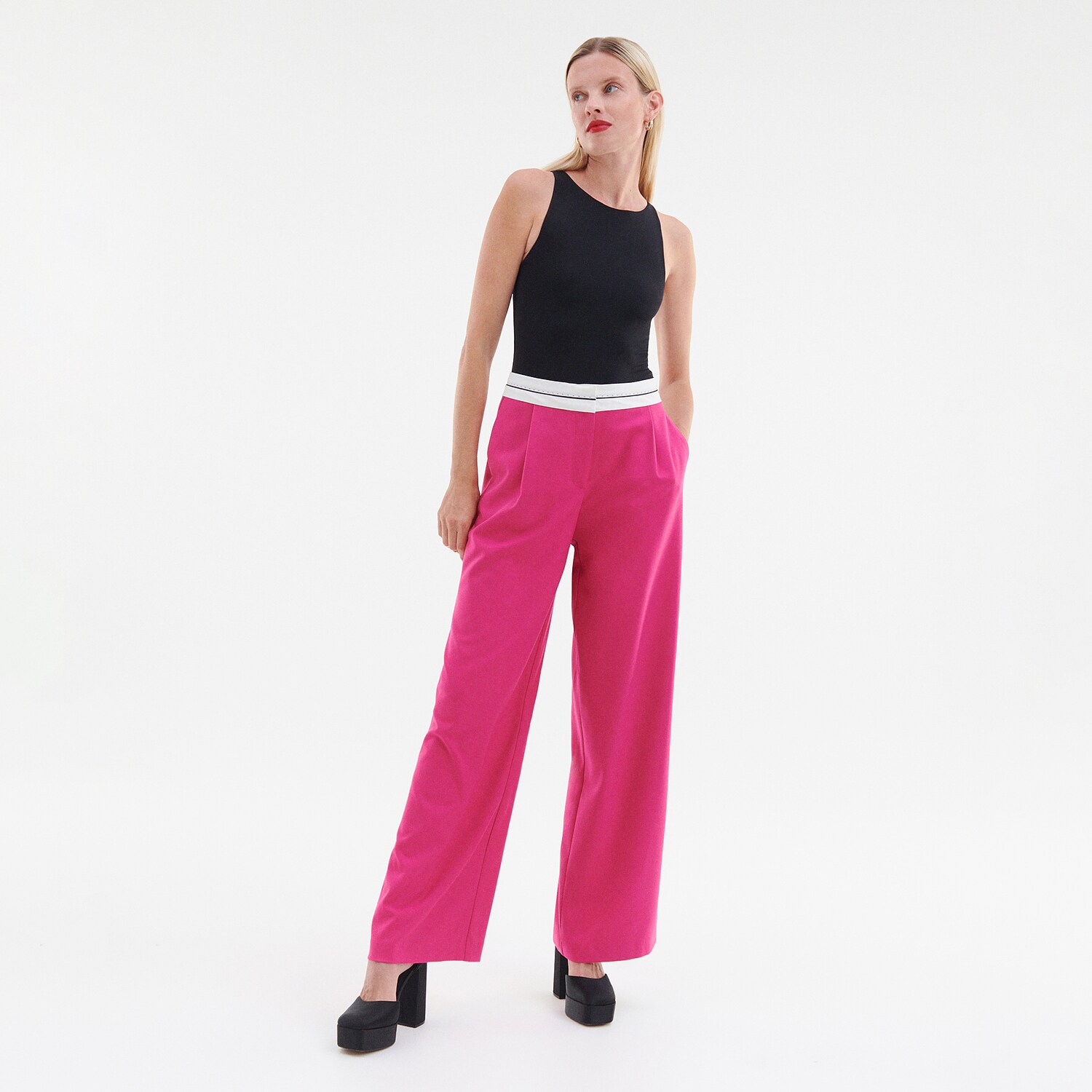Reserved – Pantaloni cu pliuri – Roz clothes imagine noua gjx.ro