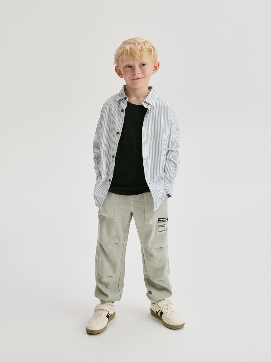 Jogger mit Wascheffekt - blassgrün - RESERVED