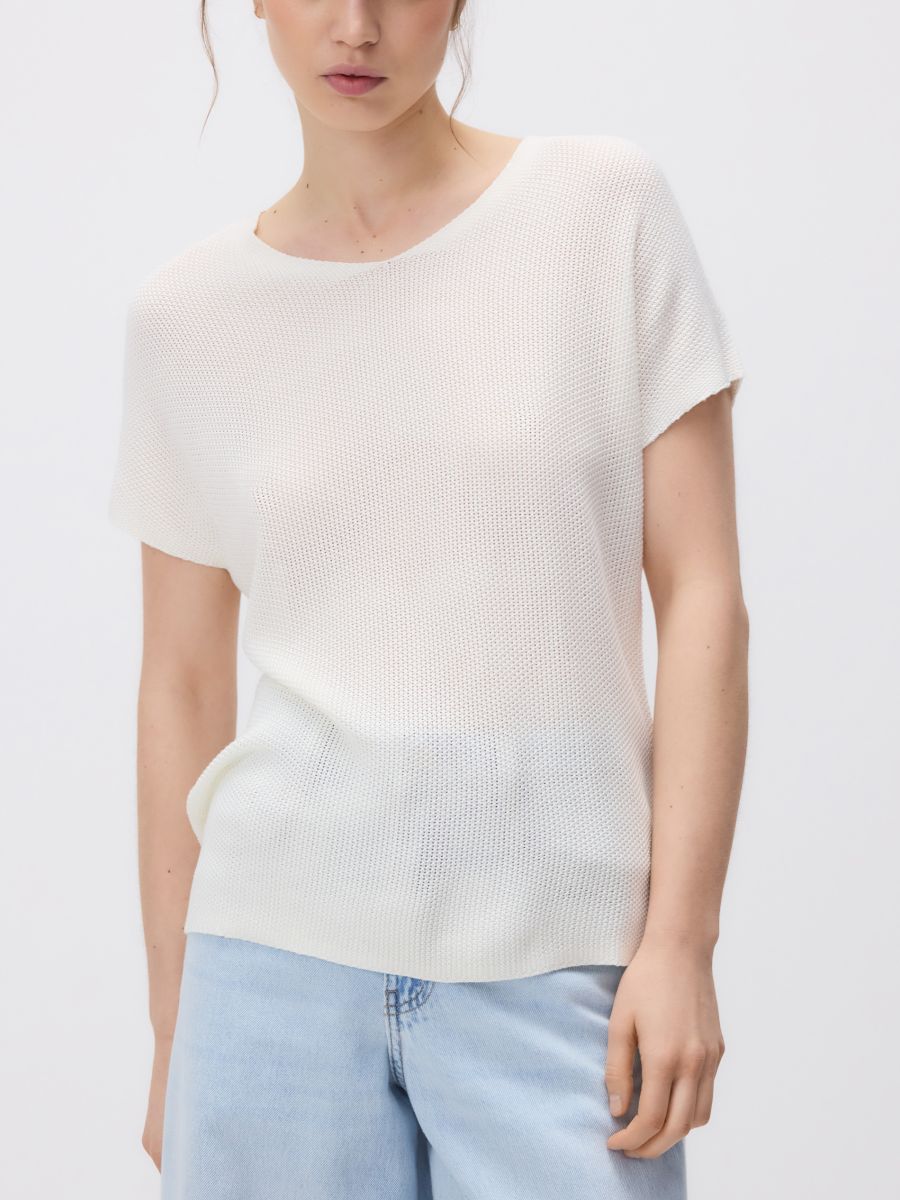 Blusa con scollo a V - panna - RESERVED - 3