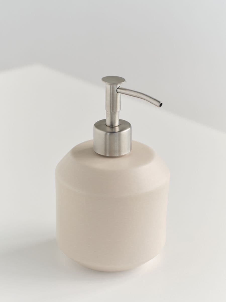 Dispenser per sapone in ceramica - beige - RESERVED