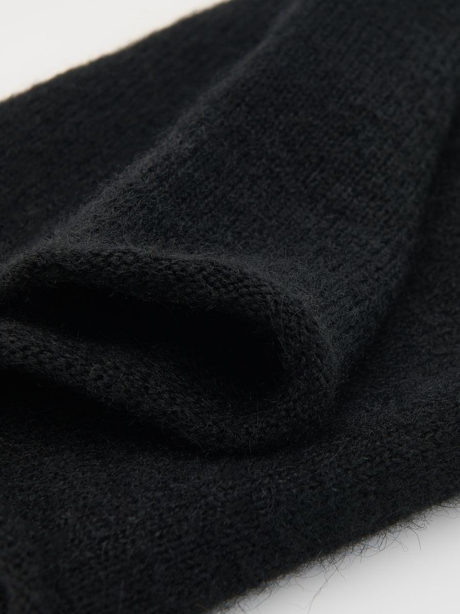 Hat with wool - black - RESERVED - 2