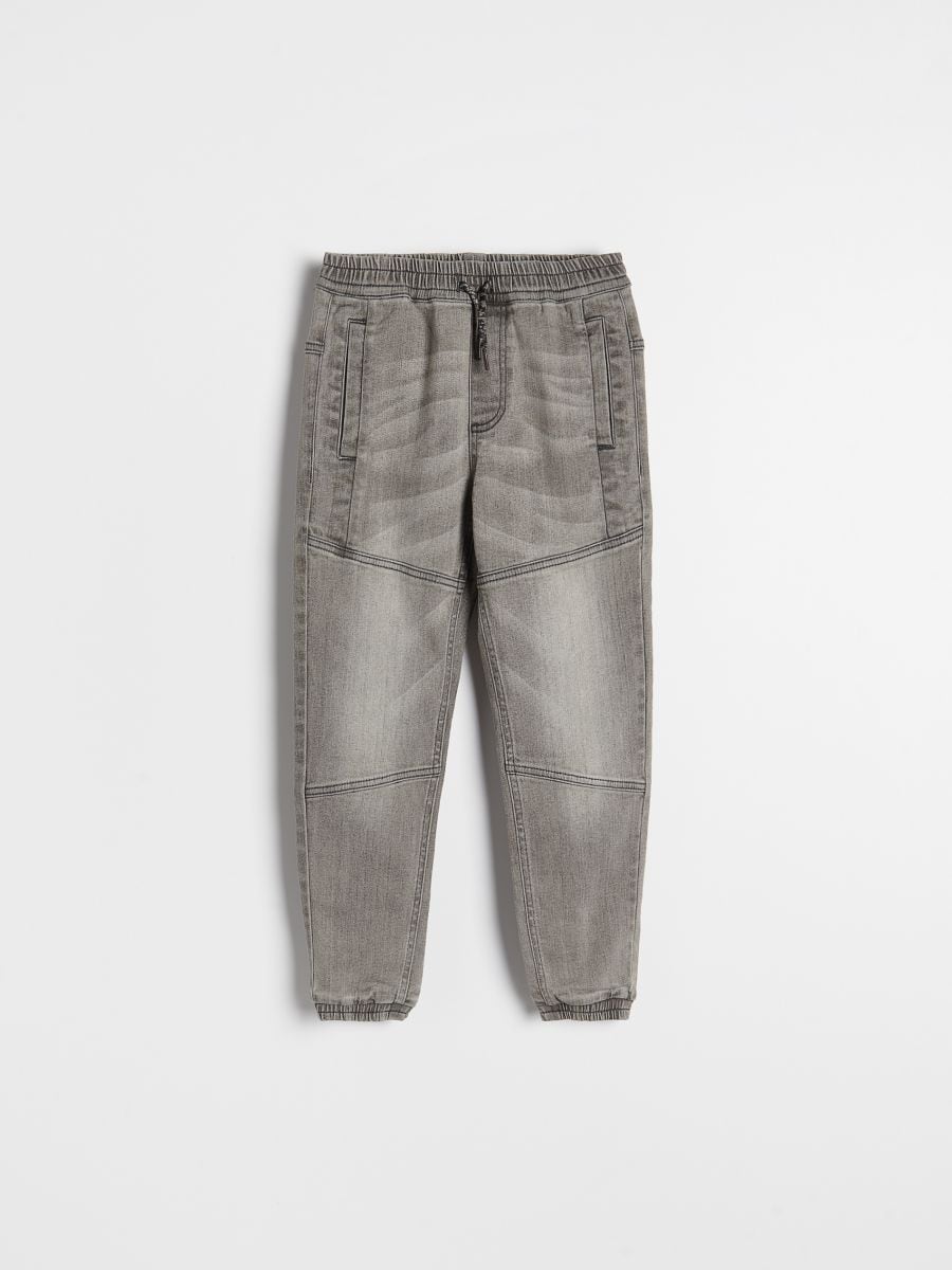 Jeans jogger con effetto slavato - grigio - RESERVED