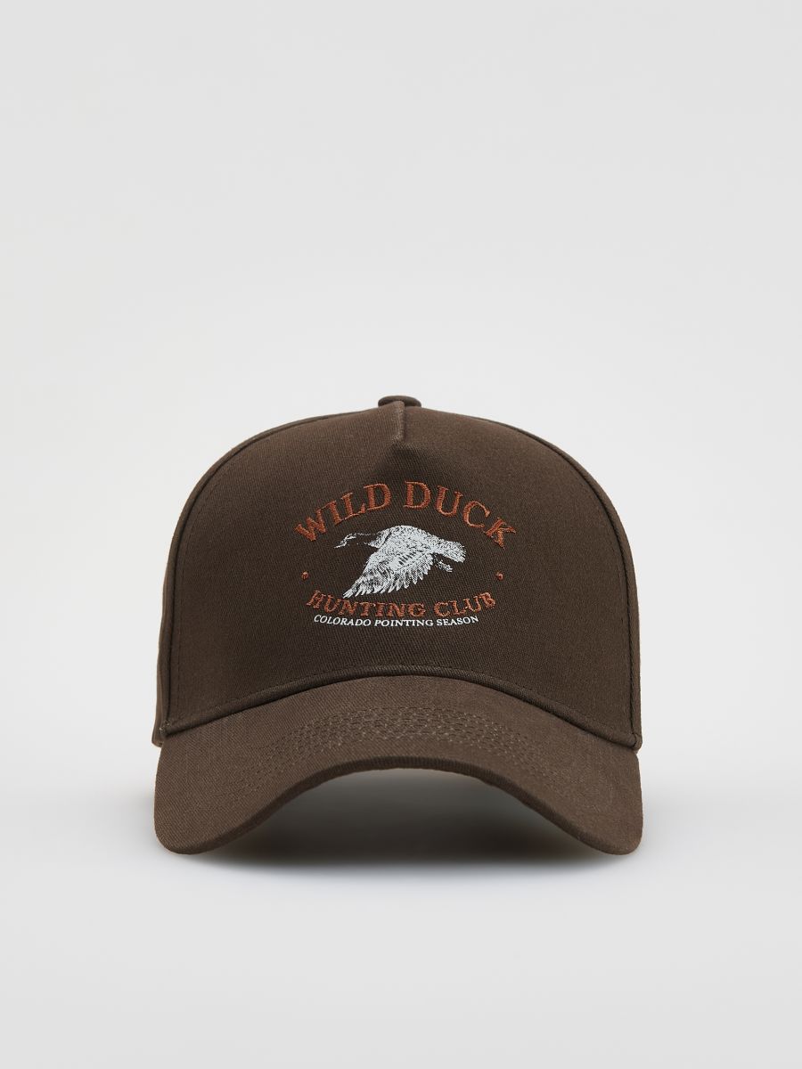 Baseball cap with embroidery - dark brown - RESERVED