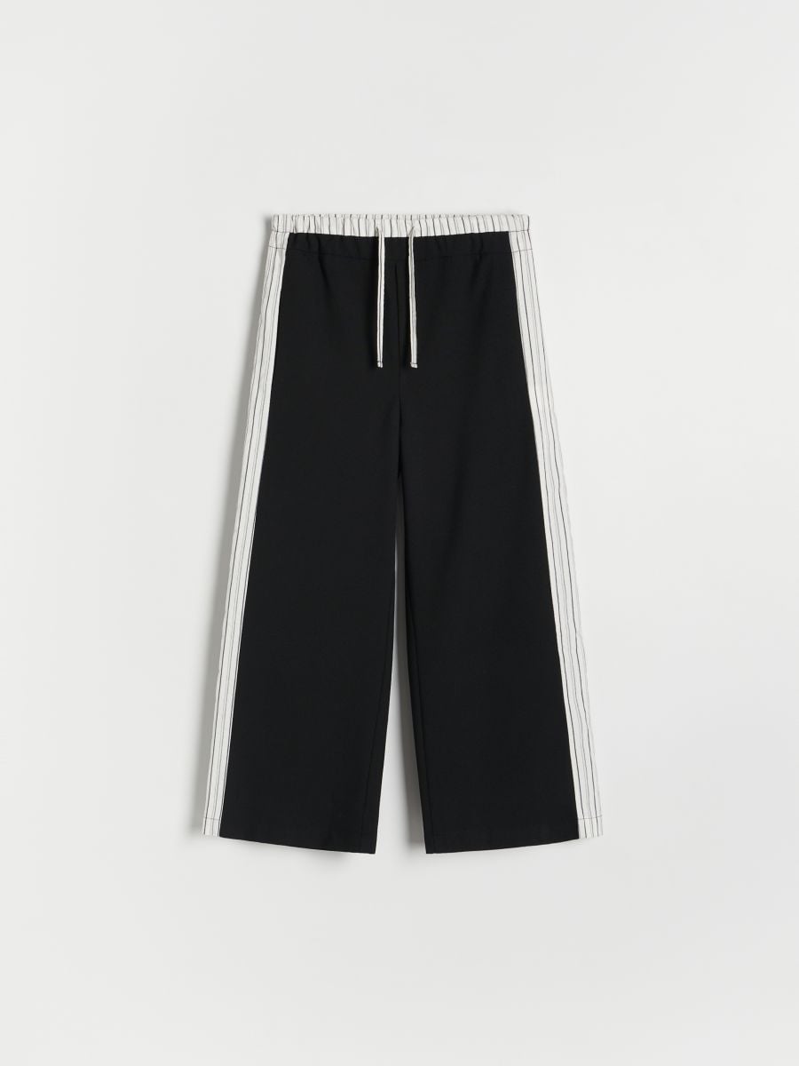 Wide leg trousers with side stripes - black - RESERVED