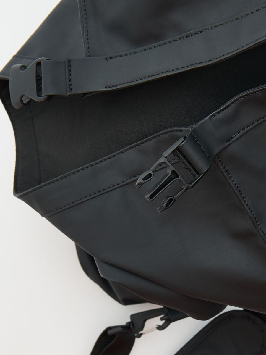 Sac à dos à rabat - Noir - RESERVED - 4