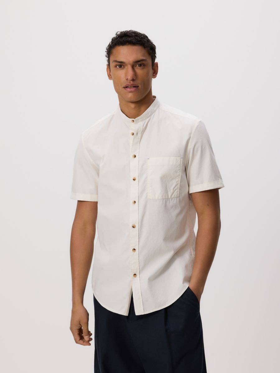 Baumwollhemd mit Regular-Fit - creme - RESERVED