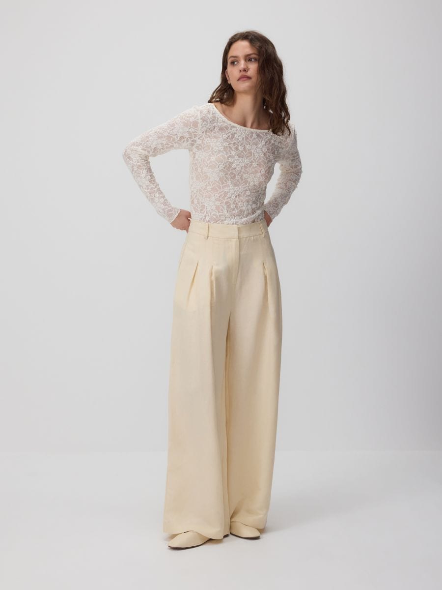 Bluse i bomuldblanding i strukturstof - creme - RESERVED - 3