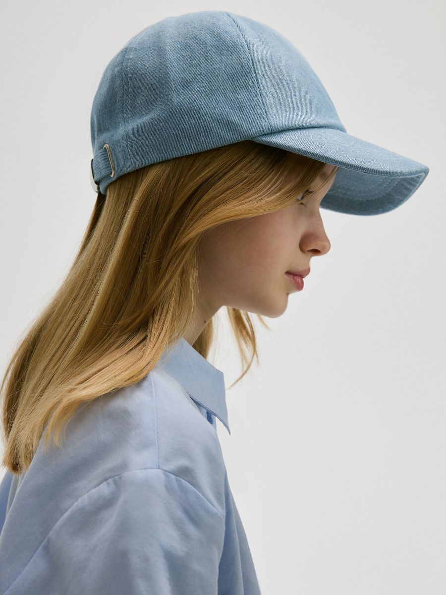 Džinsinė kepurė su snapeliu - blyškiai mėlyna - RESERVED