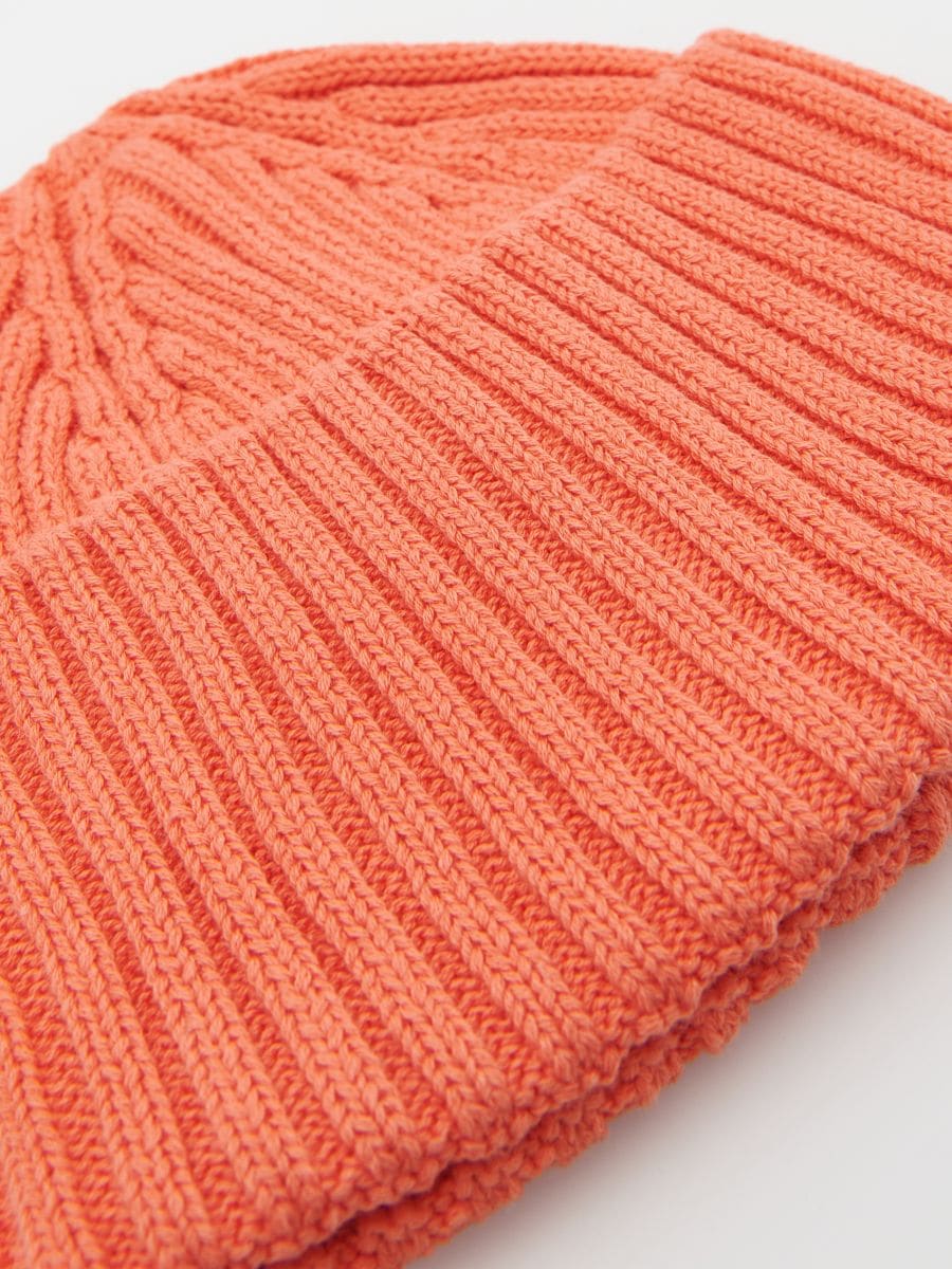 Beanie - peach - RESERVED - 3