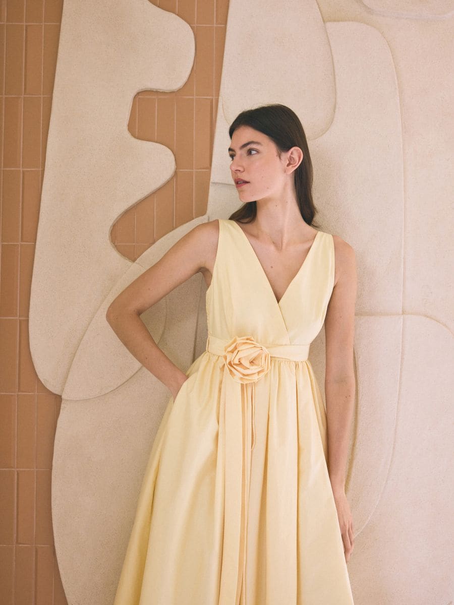 Rochie midi cu curea decorativă - galben-deschis - RESERVED