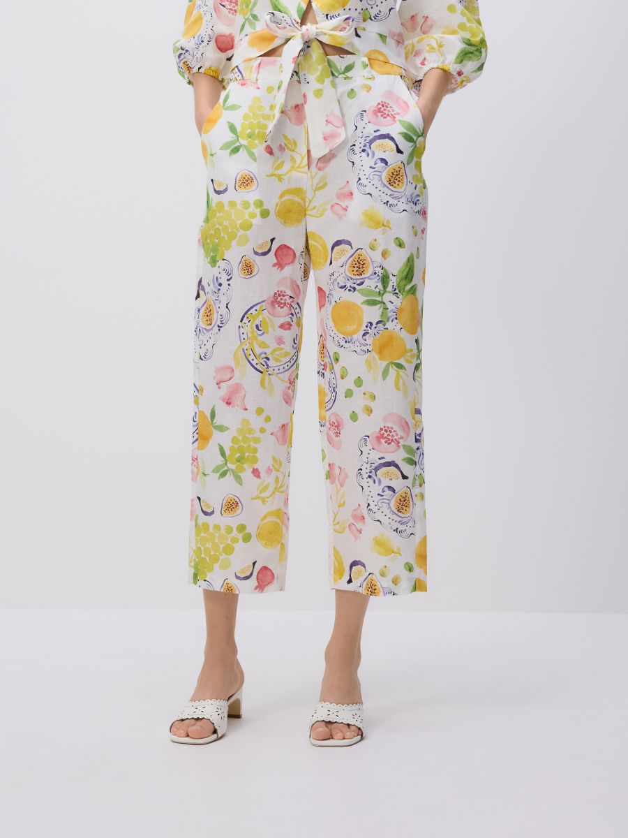 Patterned trousers with linen blend - multicolor - RESERVED - 2