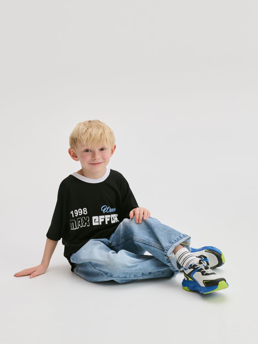 BOYS` T-SHIRT - černý - RESERVED - 6