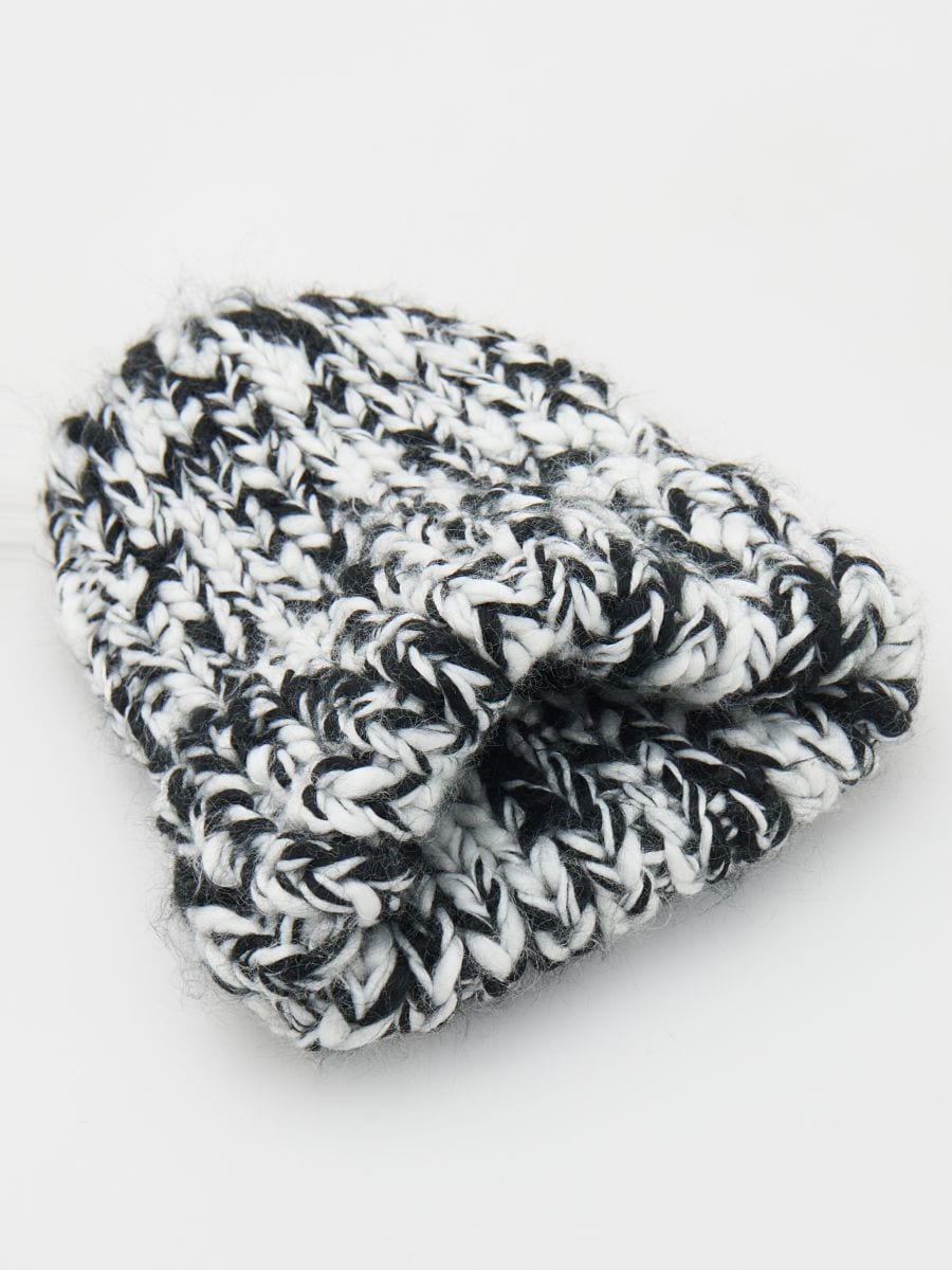 LADIES` CAP - crno - RESERVED - 2