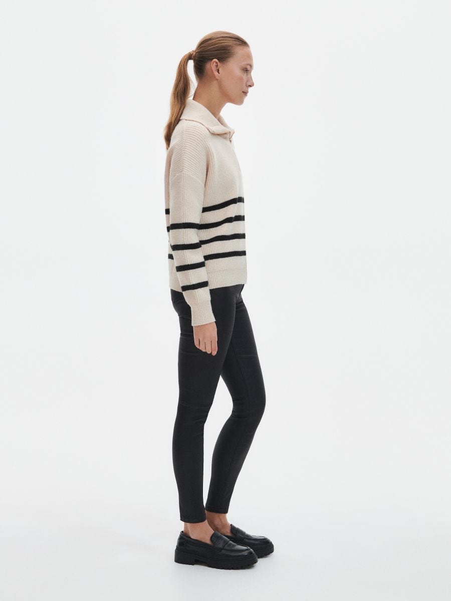 Woskowane spodnie slim - czarny - RESERVED - 2