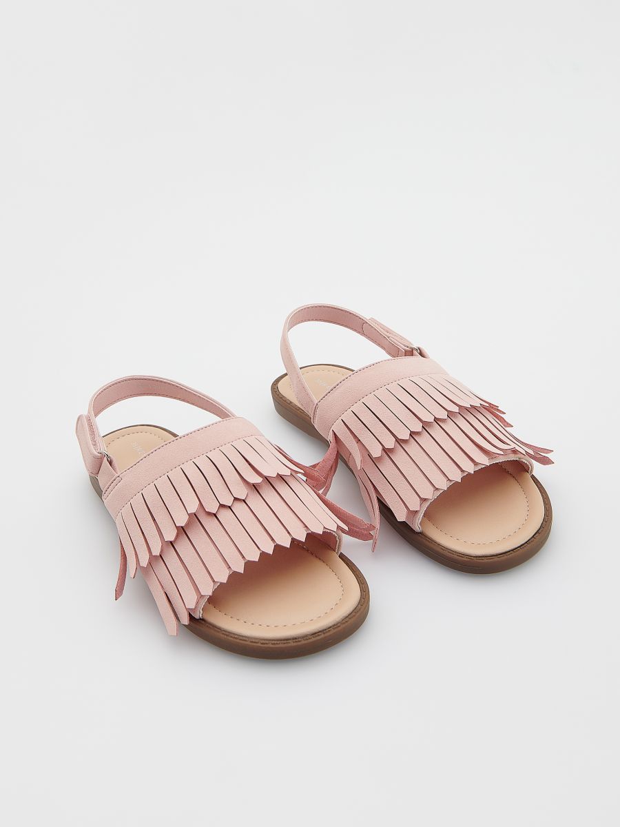 Sandalen mit Fransen - pastellrosa - RESERVED