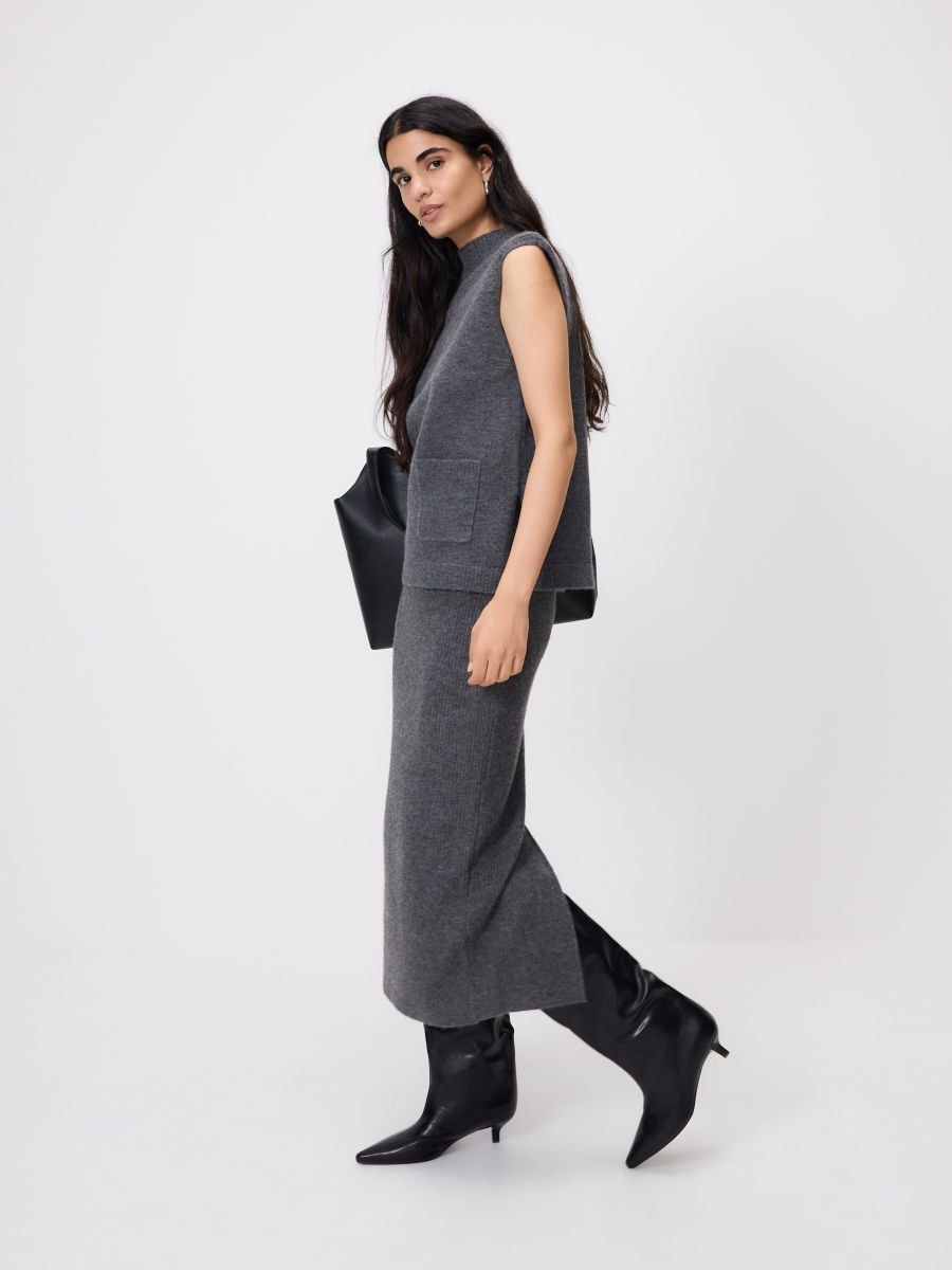 LADIES` SKIRT - mid grey - RESERVED