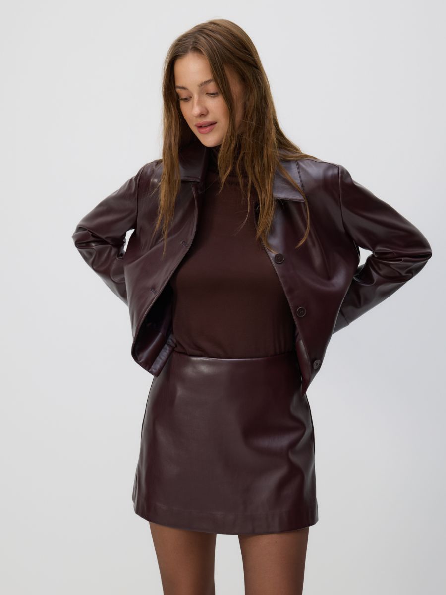 Skort aus Kunstleder - burgundy - RESERVED