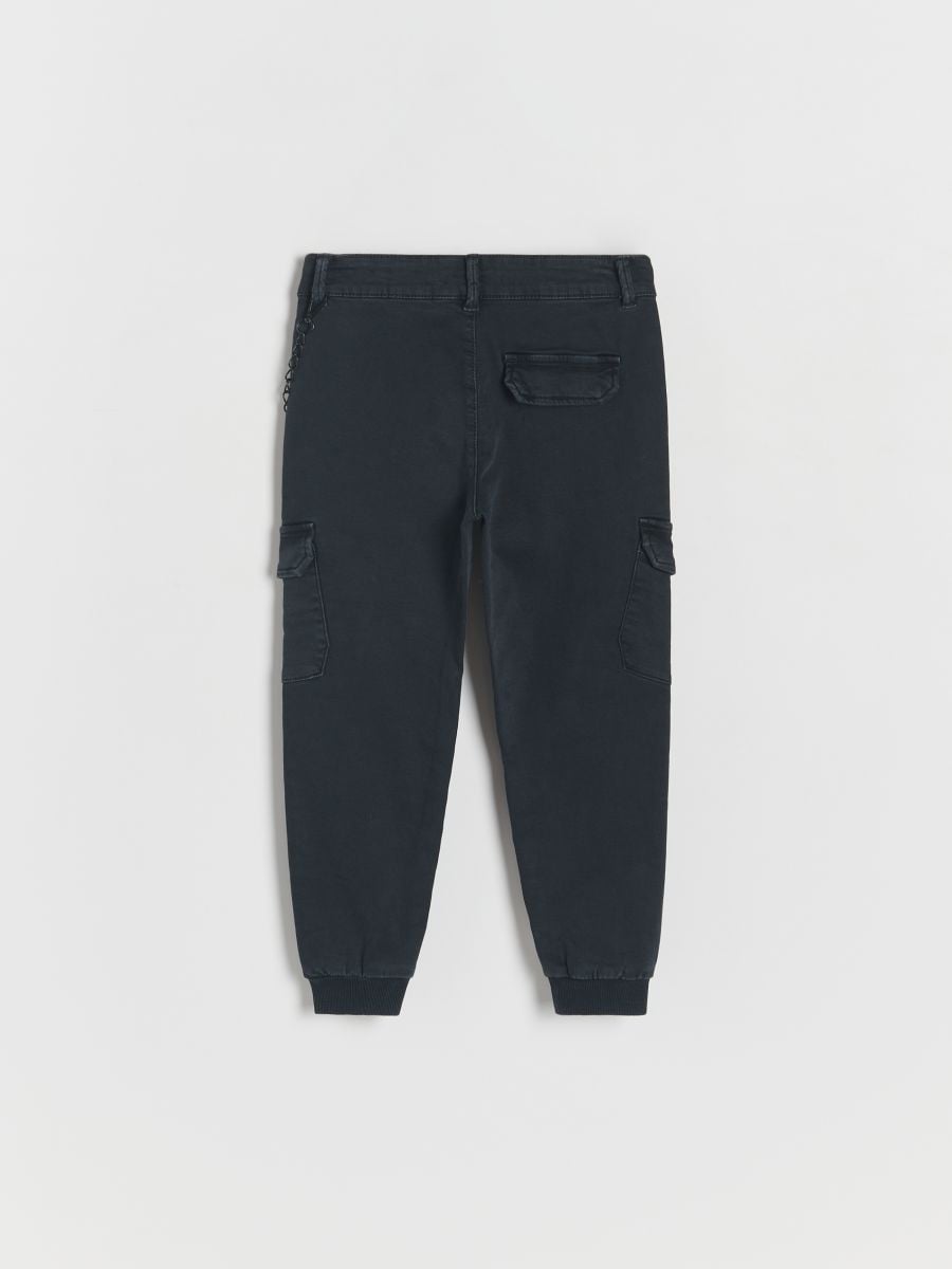 Elastične jogger pantalone s lancem - crno - RESERVED - 4