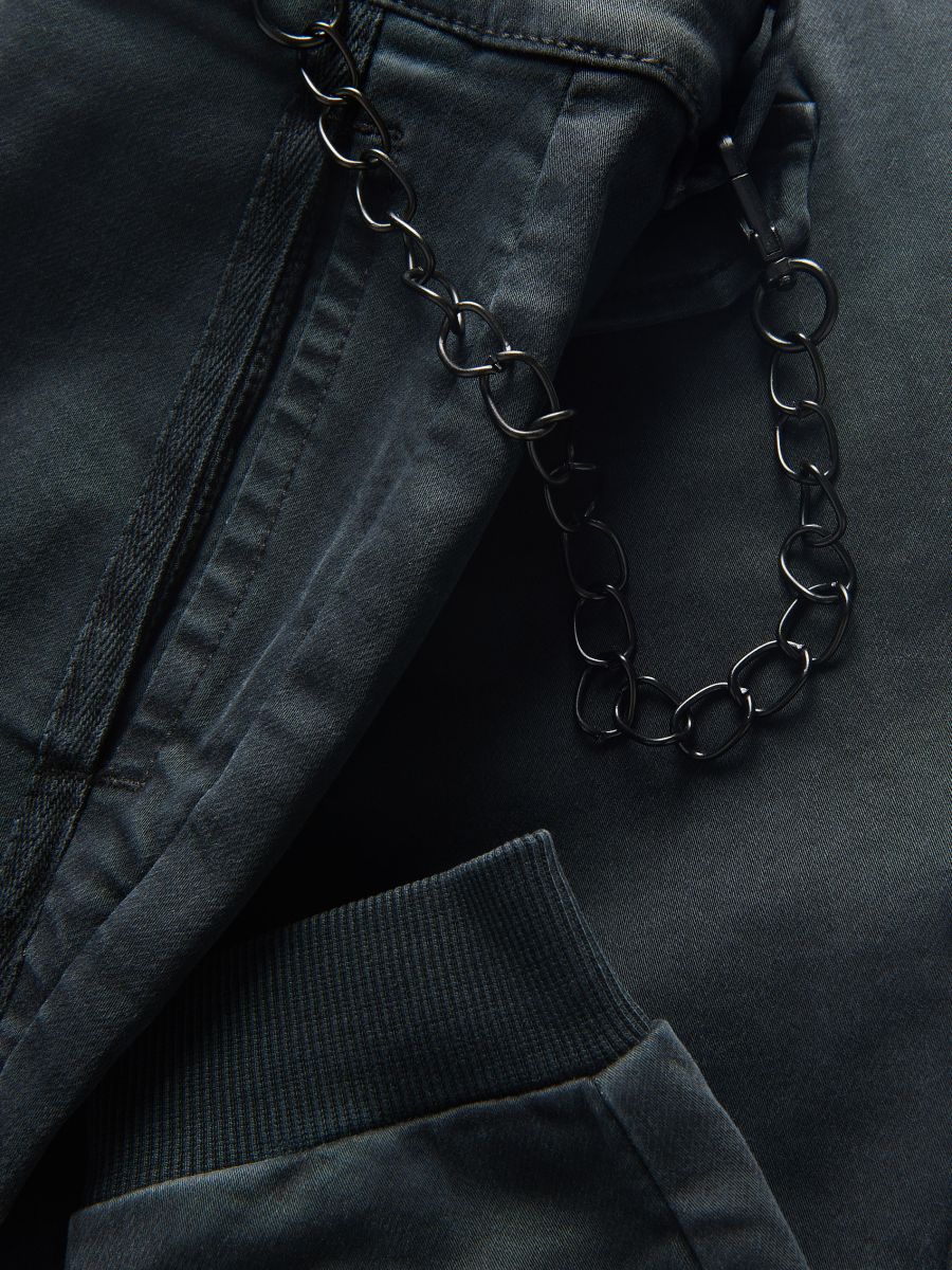 Elastične jogger pantalone s lancem - crno - RESERVED - 7